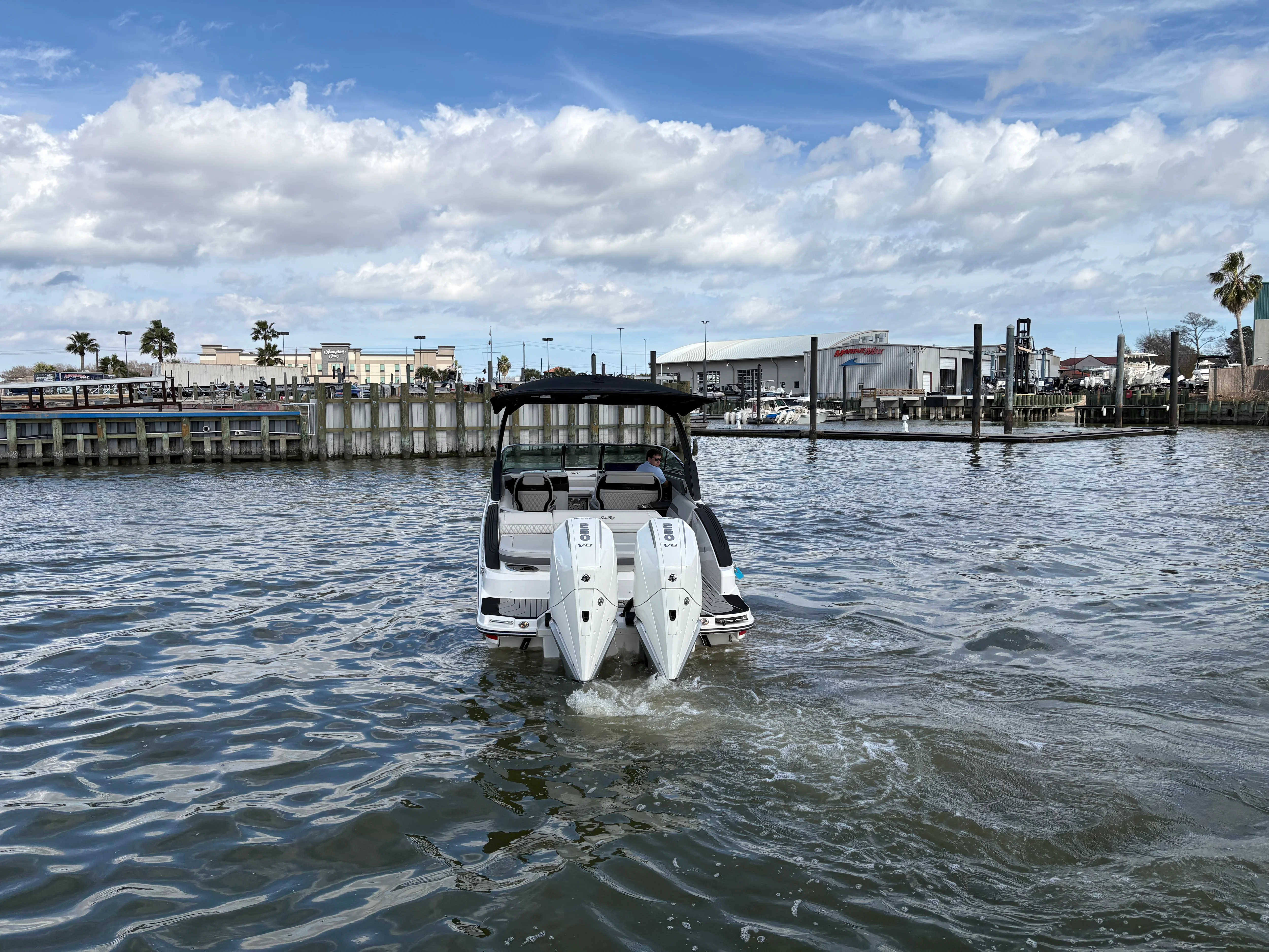 2026 Sea Ray SLX 280 Outboard Image Thumbnail #3