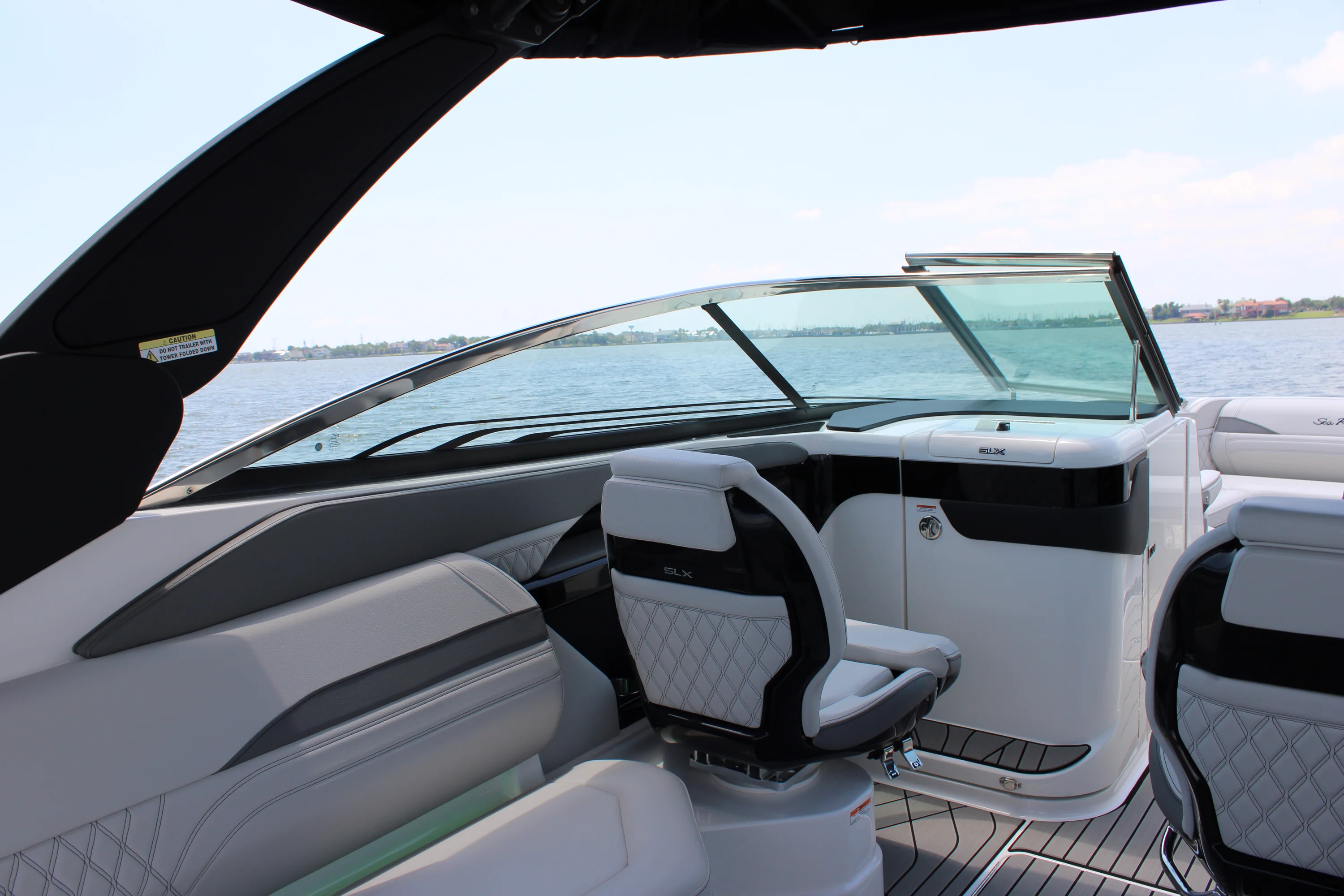 2026 Sea Ray SLX 280 Outboard Image Thumbnail #59