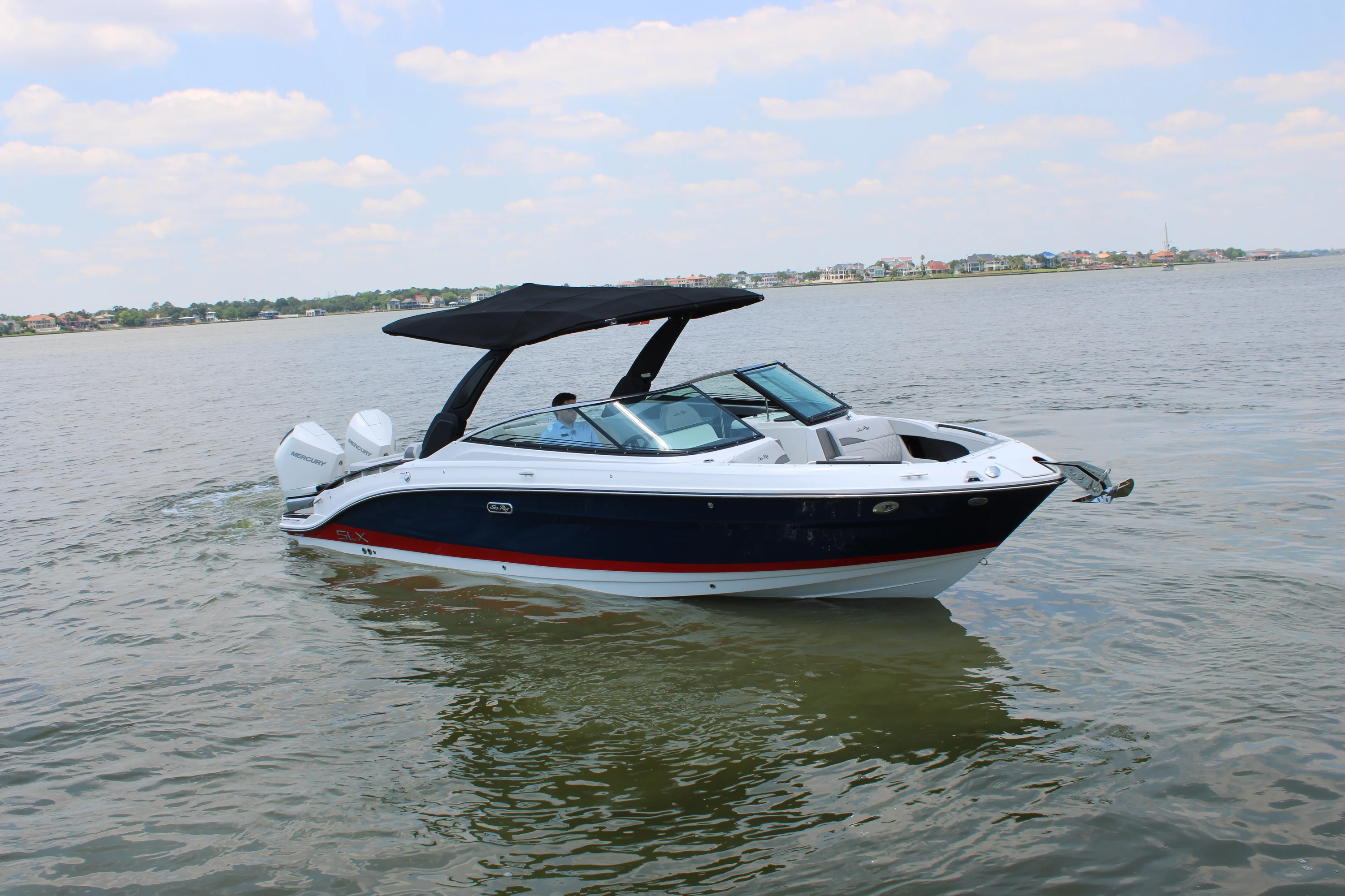 2026 Sea Ray SLX 280 Outboard Image Thumbnail #10