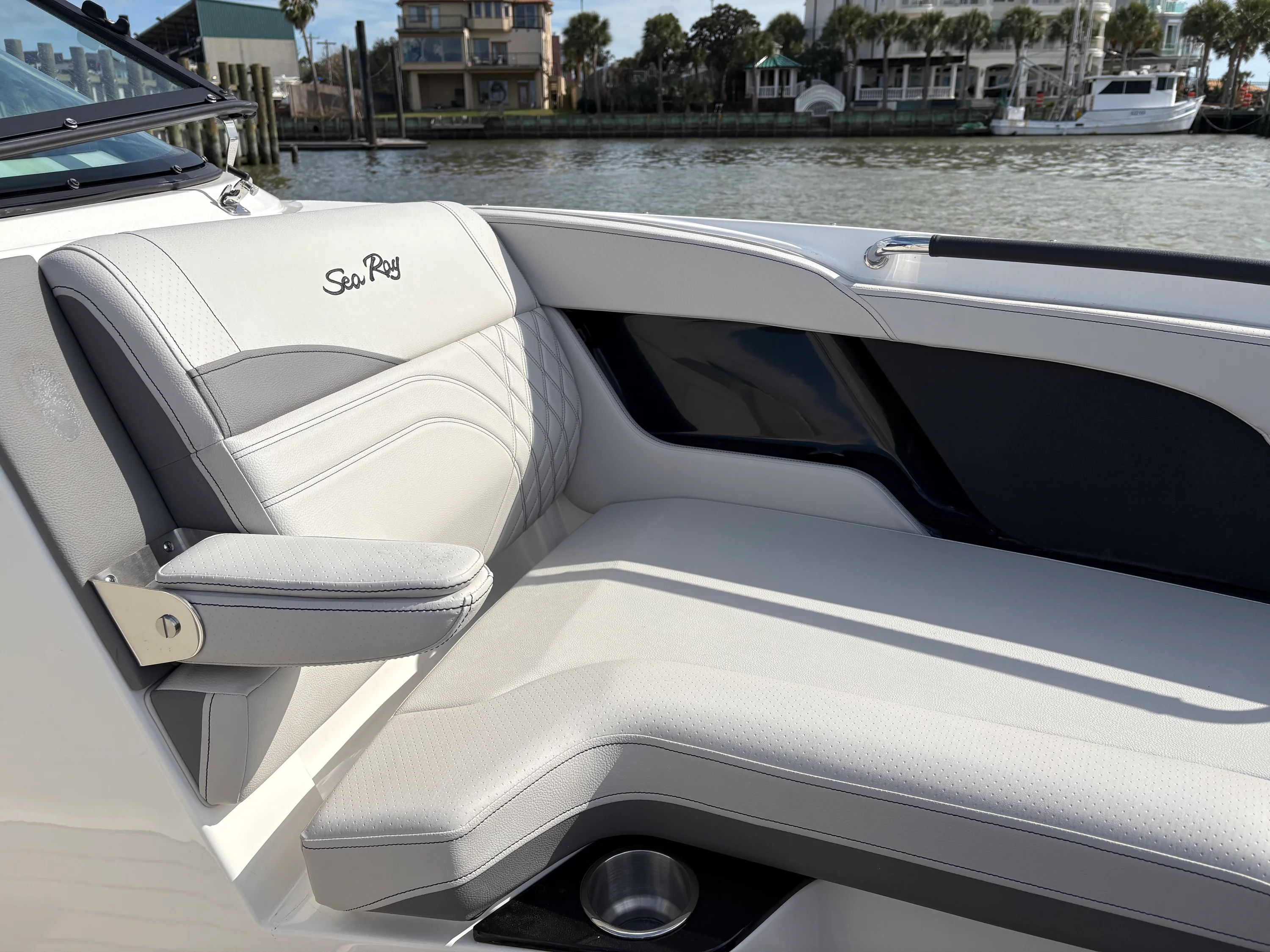 2026 Sea Ray SLX 280 Outboard Image Thumbnail #10