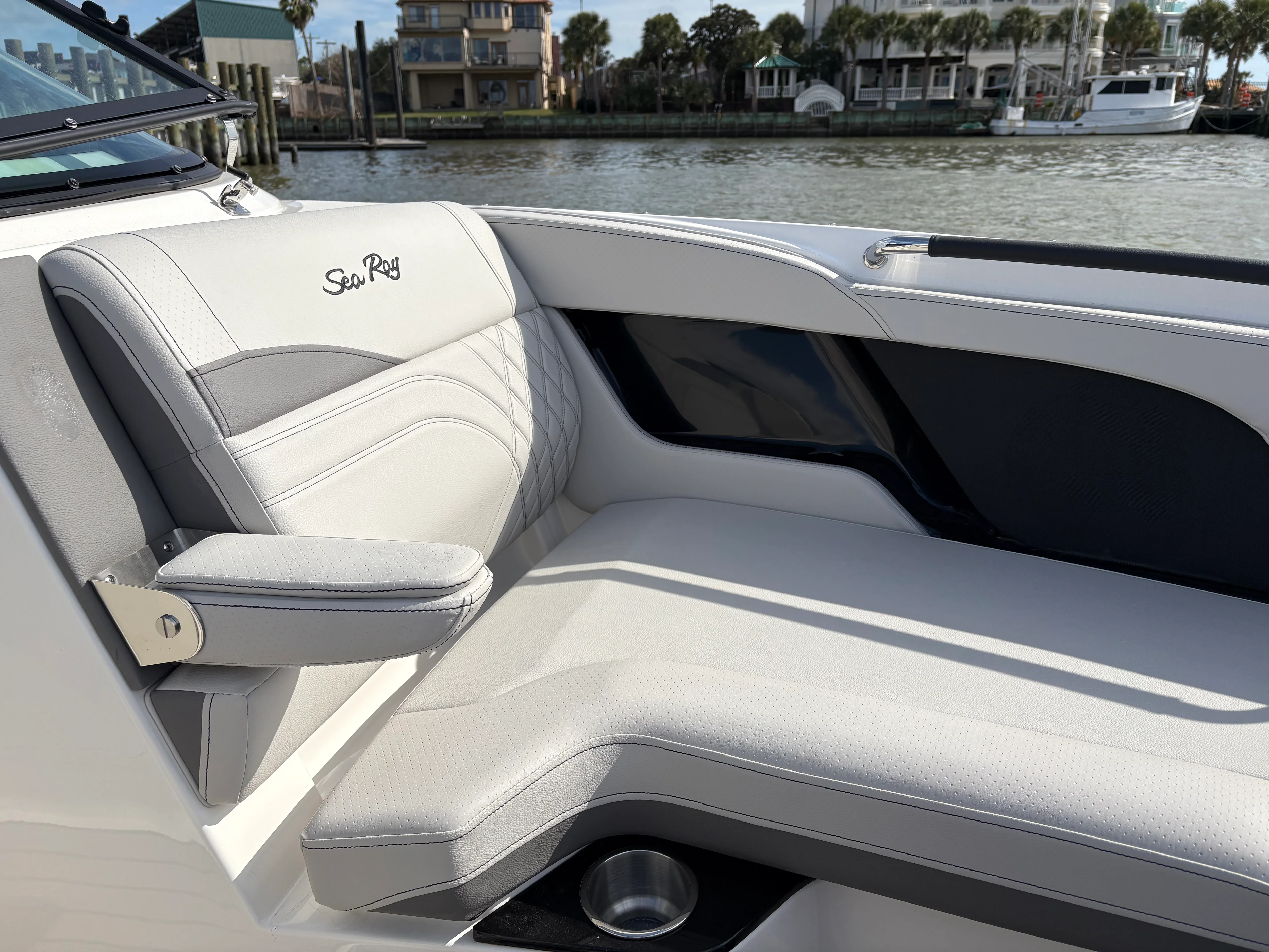 2026 Sea Ray SLX 280 Outboard Image Thumbnail #10
