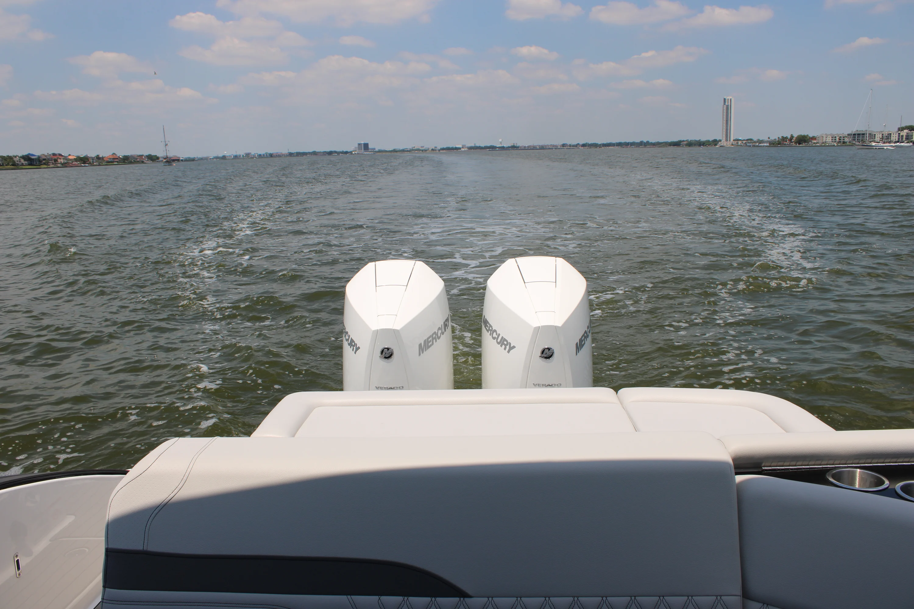 2026 Sea Ray SLX 280 Outboard Image Thumbnail #22