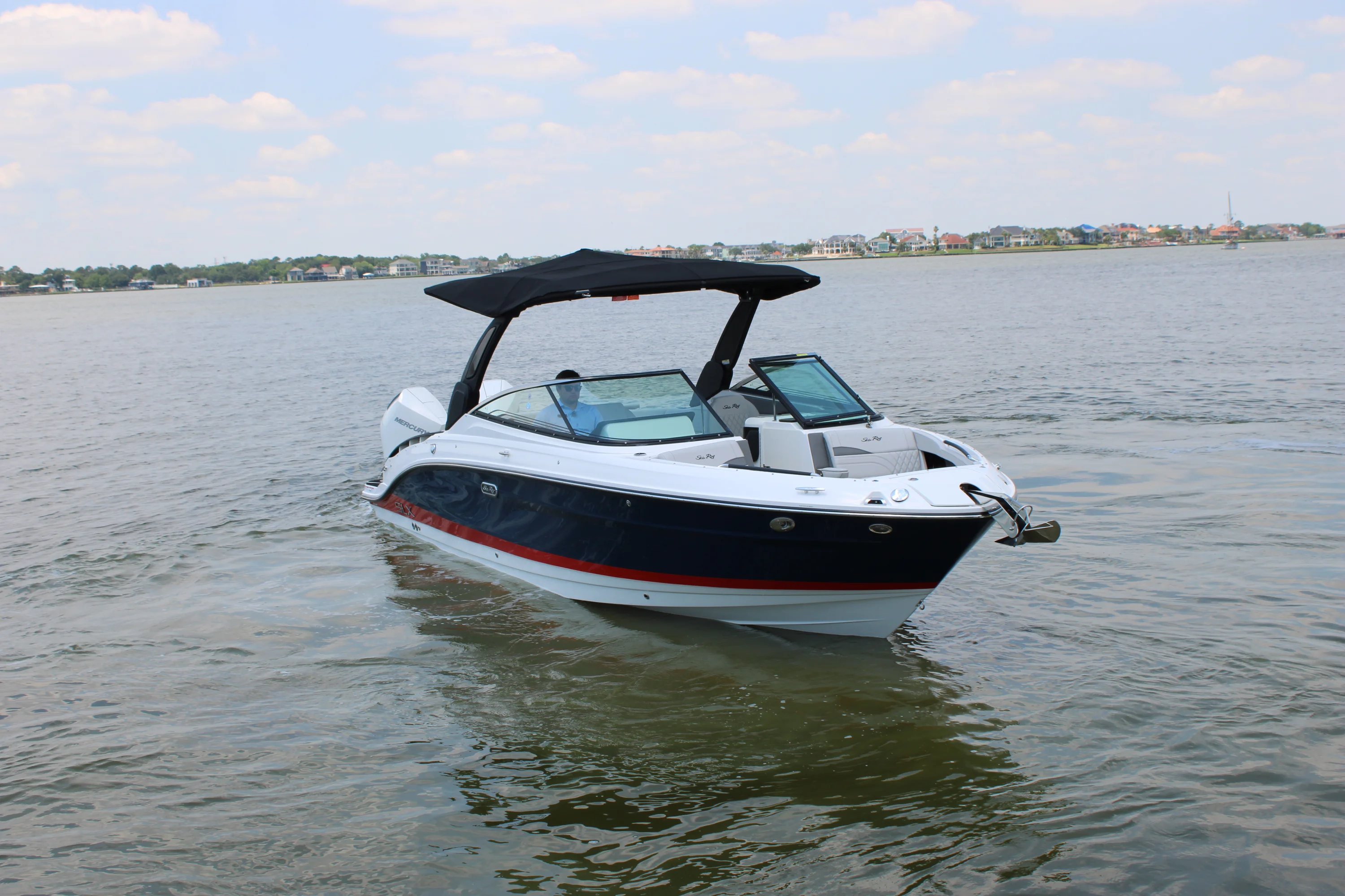 2026 Sea Ray SLX 280 Outboard Image Thumbnail #7