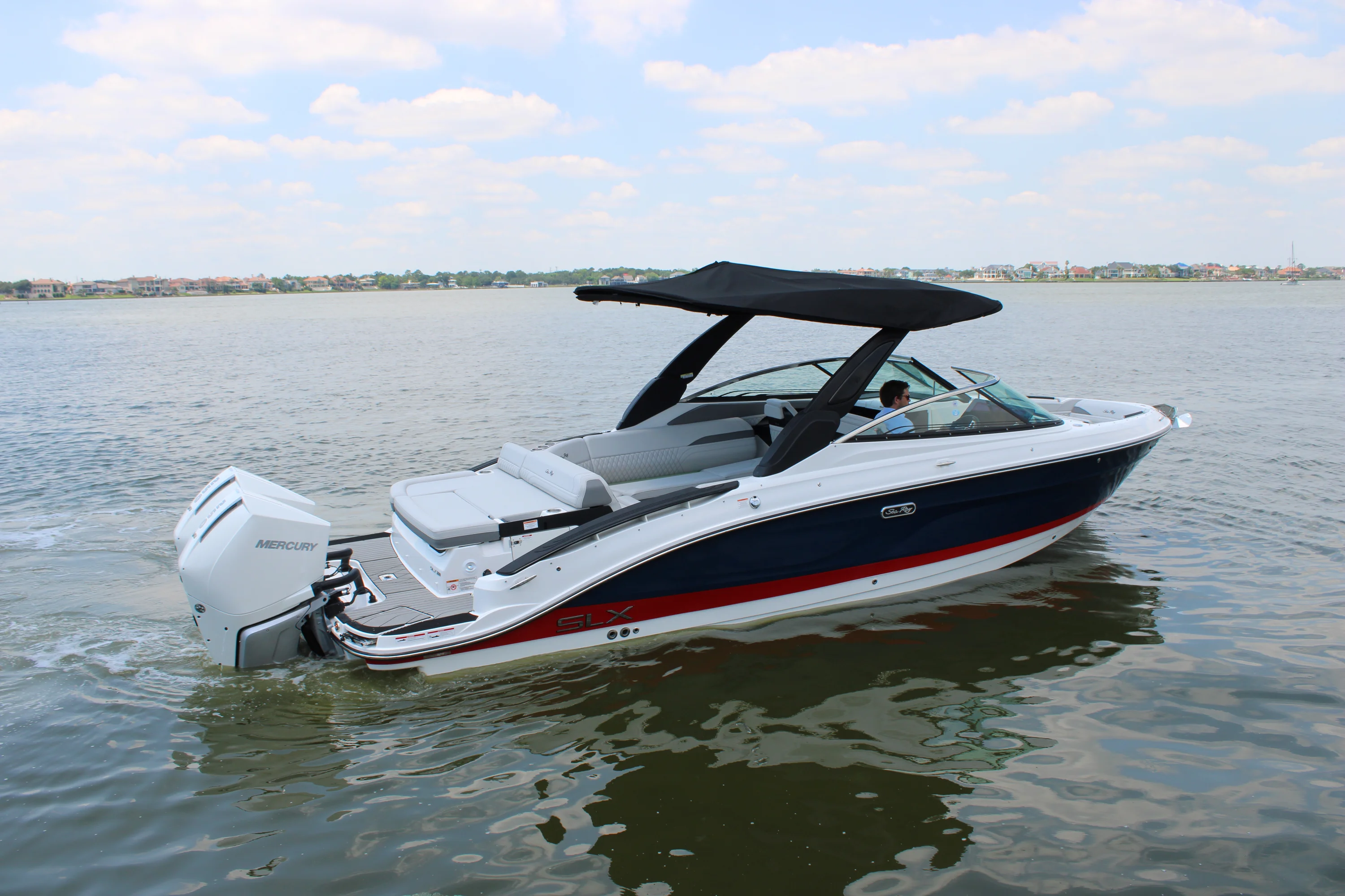 2026 Sea Ray SLX 280 Outboard Image Thumbnail #12