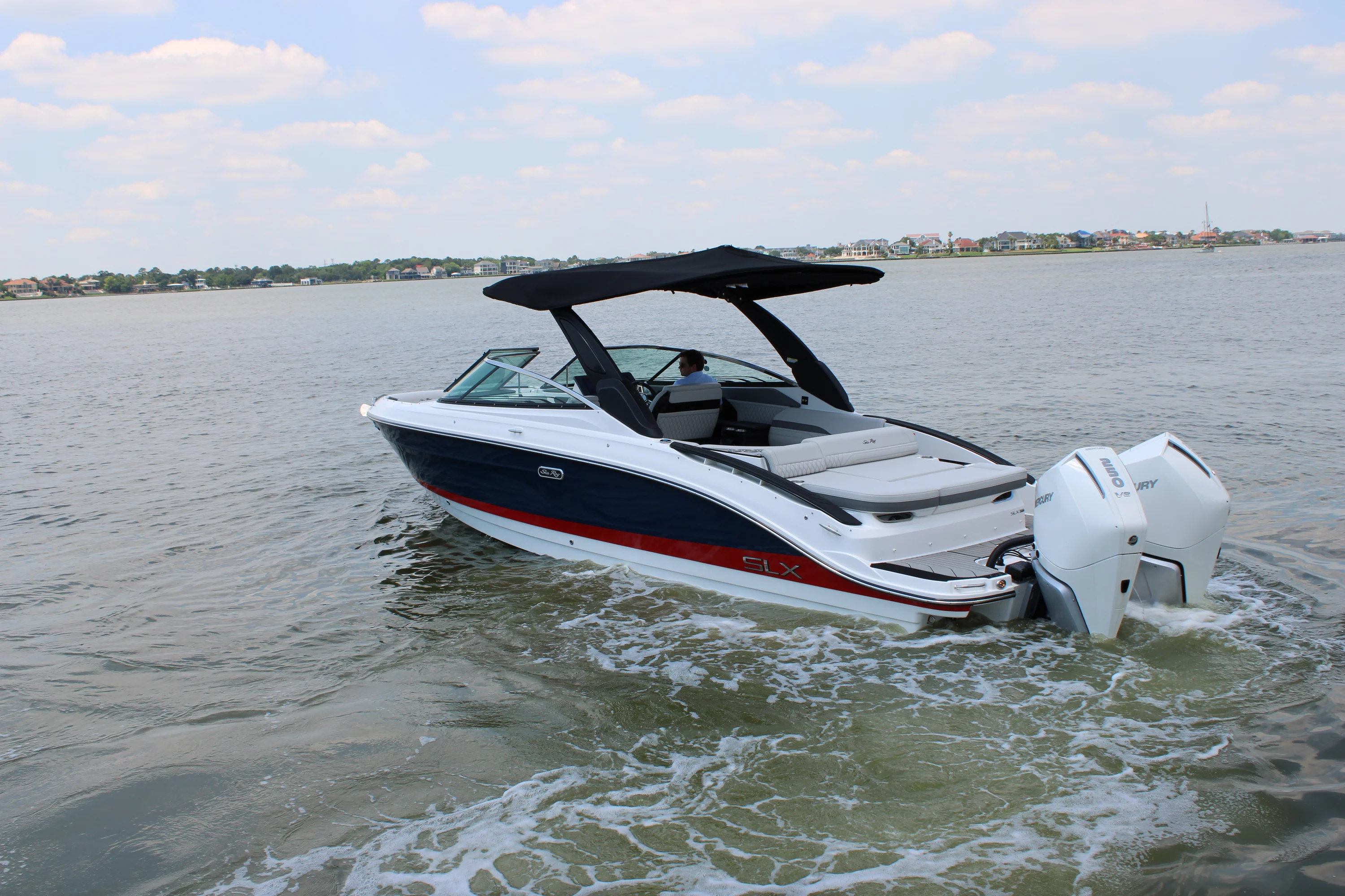 2026 Sea Ray SLX 280 Outboard Image Thumbnail #19