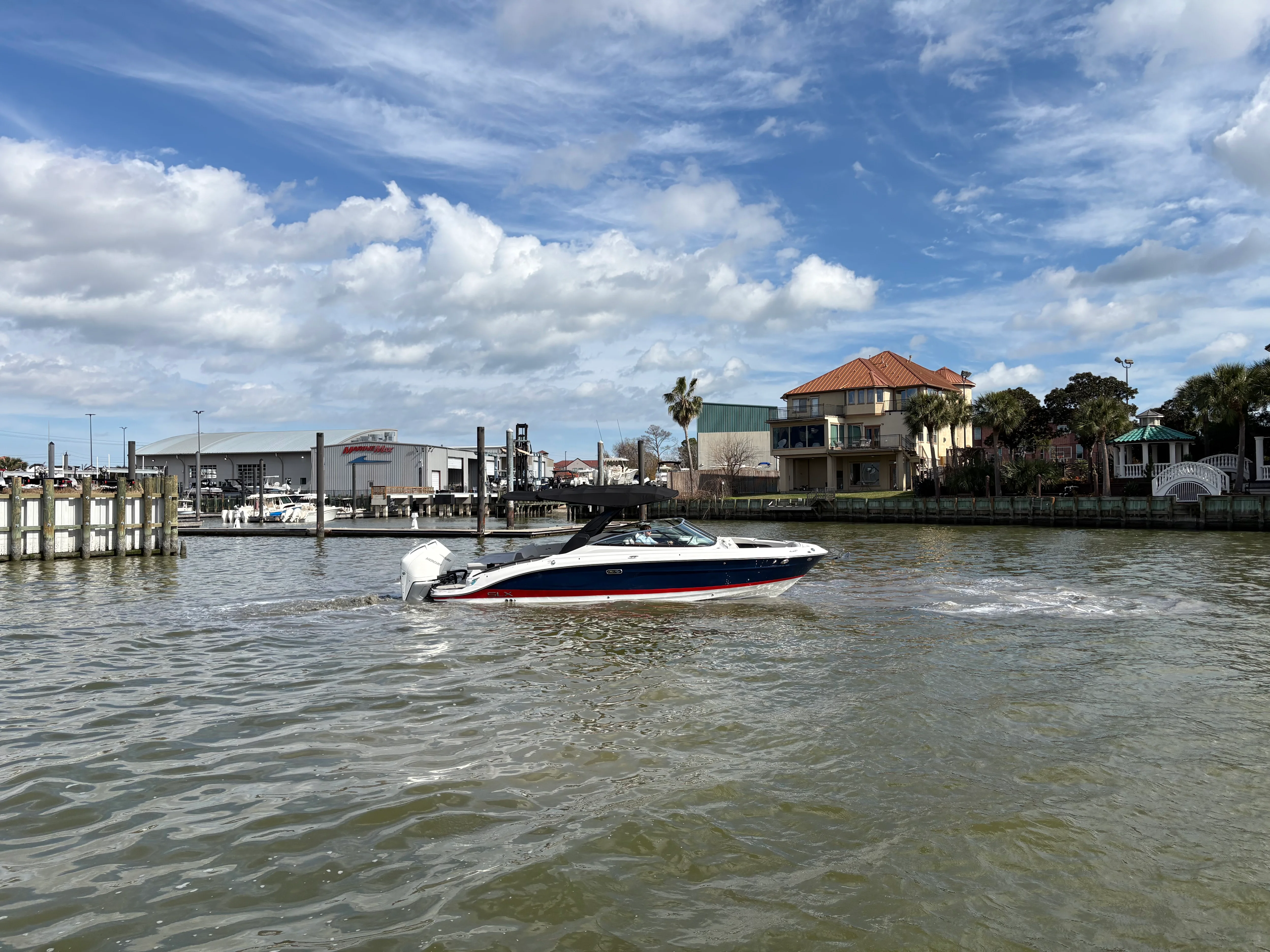 2026 Sea Ray SLX 280 Outboard Image Thumbnail #4