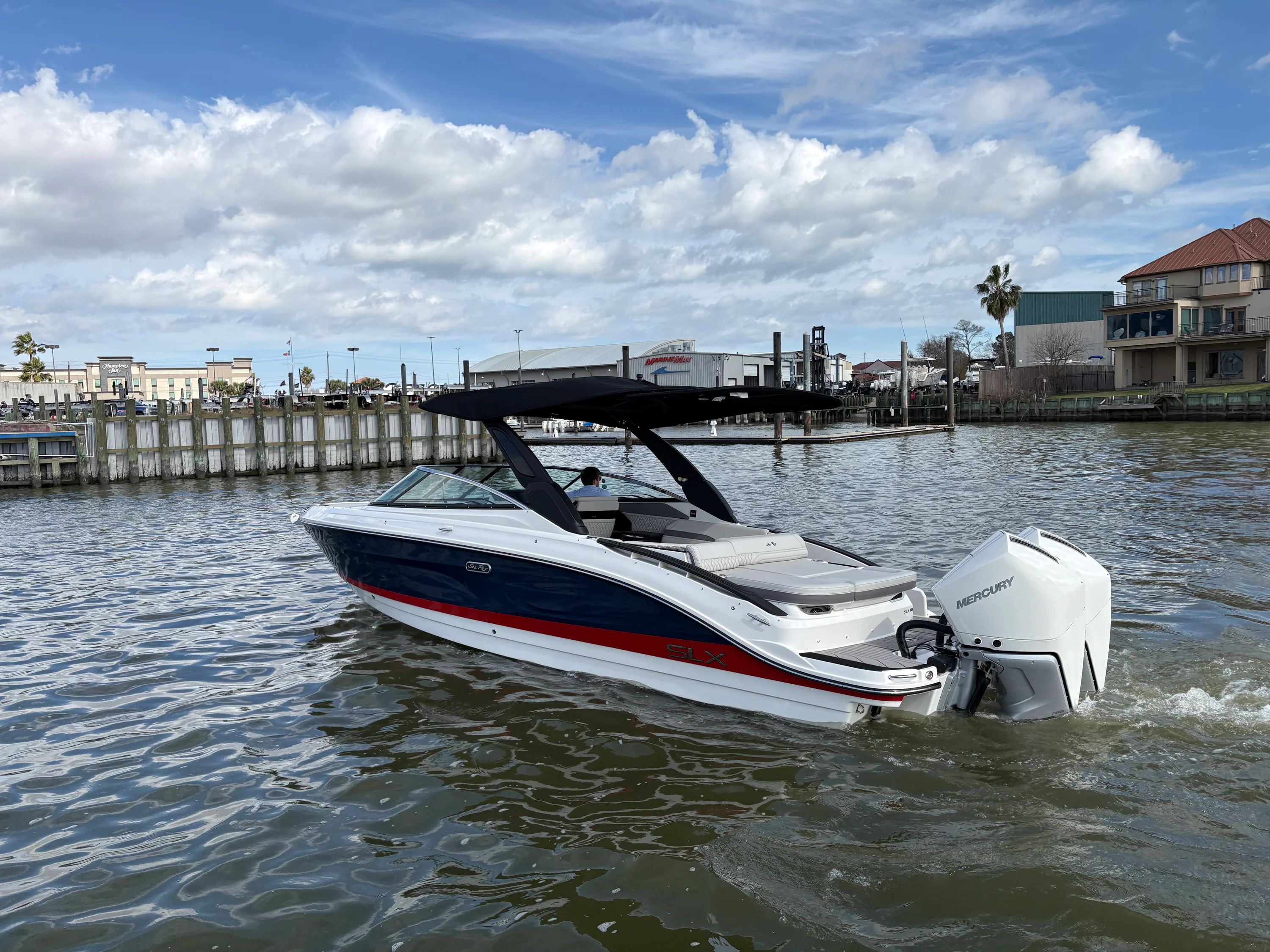 2026 Sea Ray SLX 280 Outboard Image Thumbnail #1