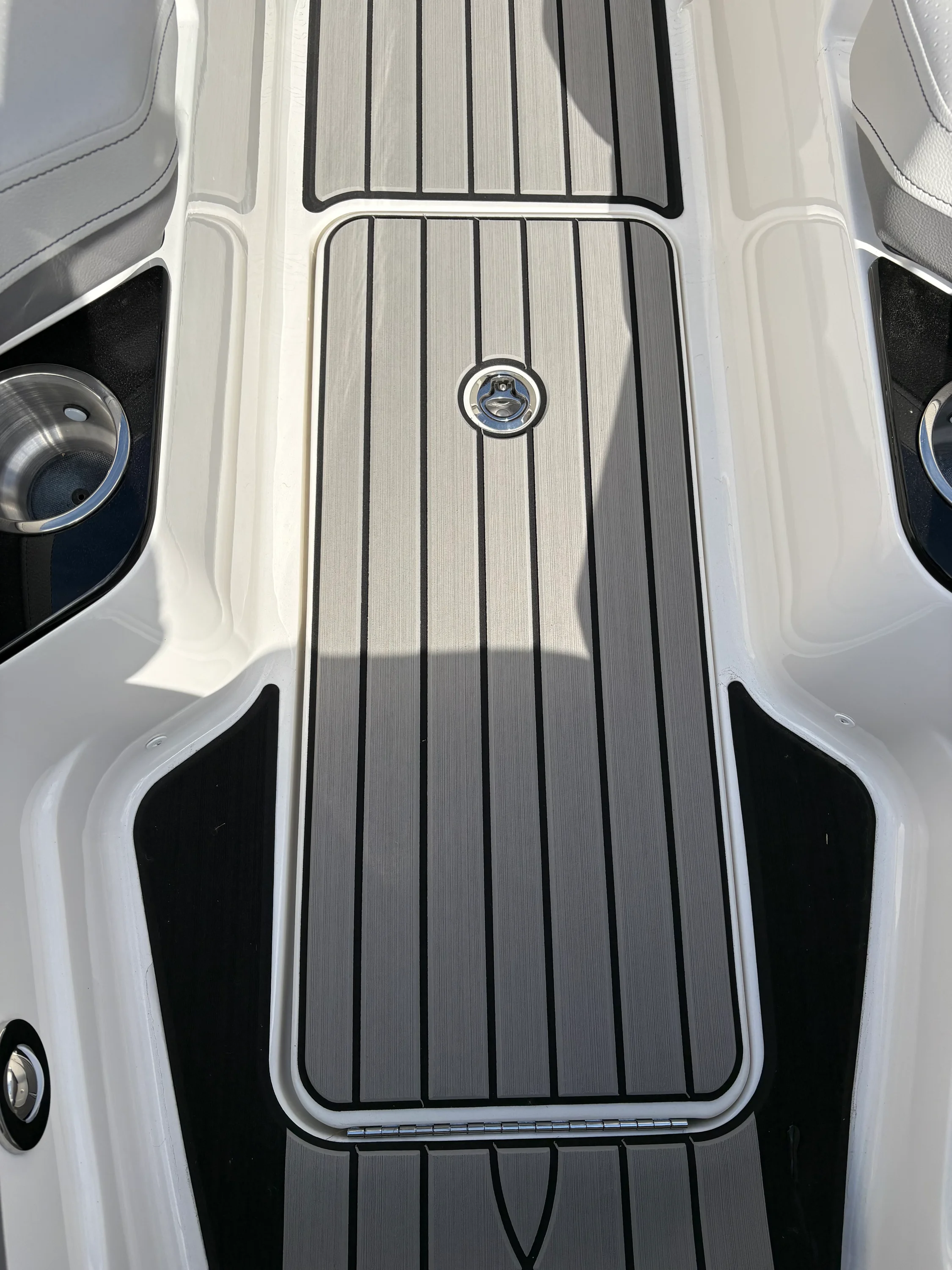 2026 Sea Ray SLX 280 Outboard Image Thumbnail #14