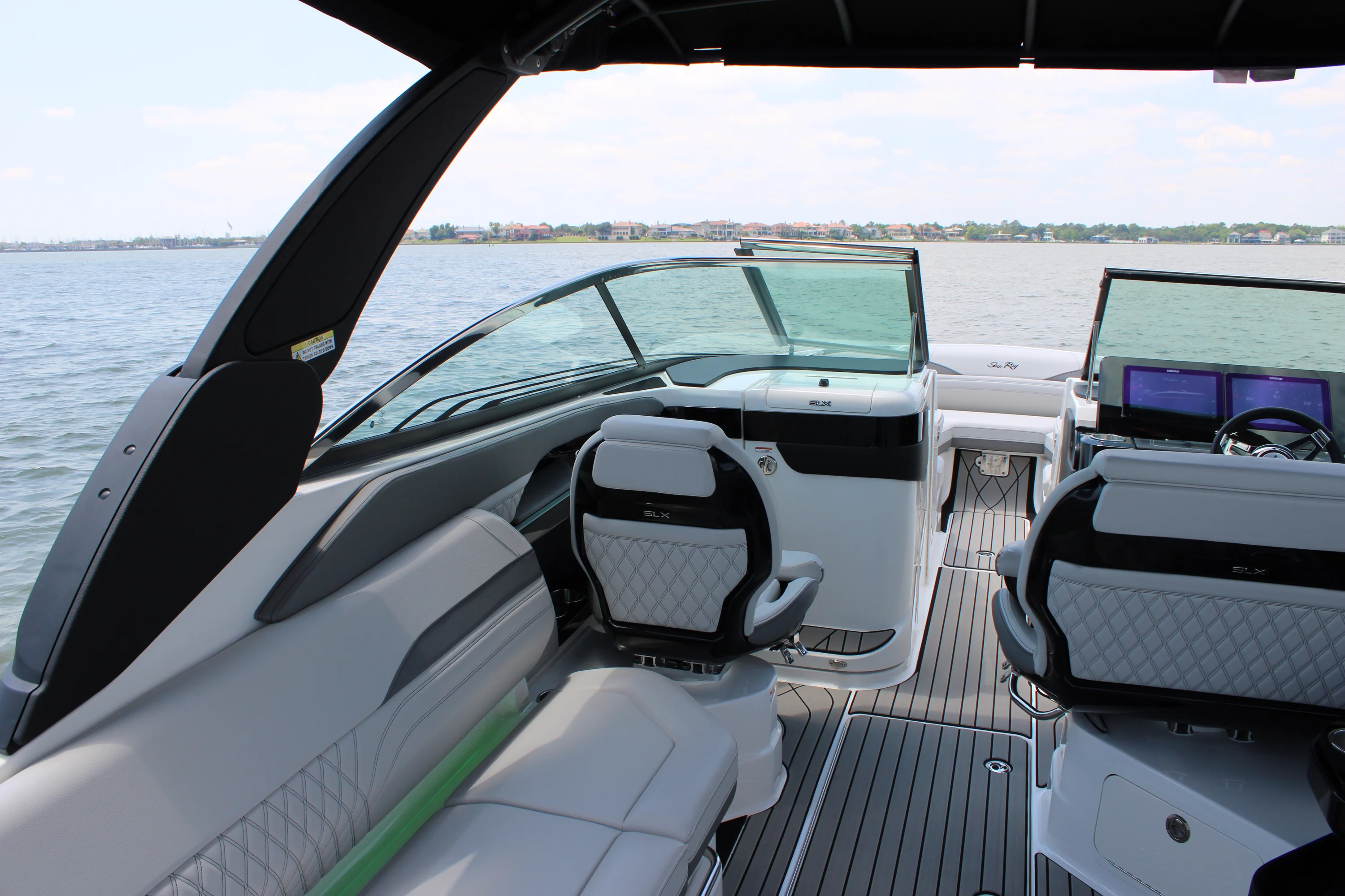 2026 Sea Ray SLX 280 Outboard Image Thumbnail #60