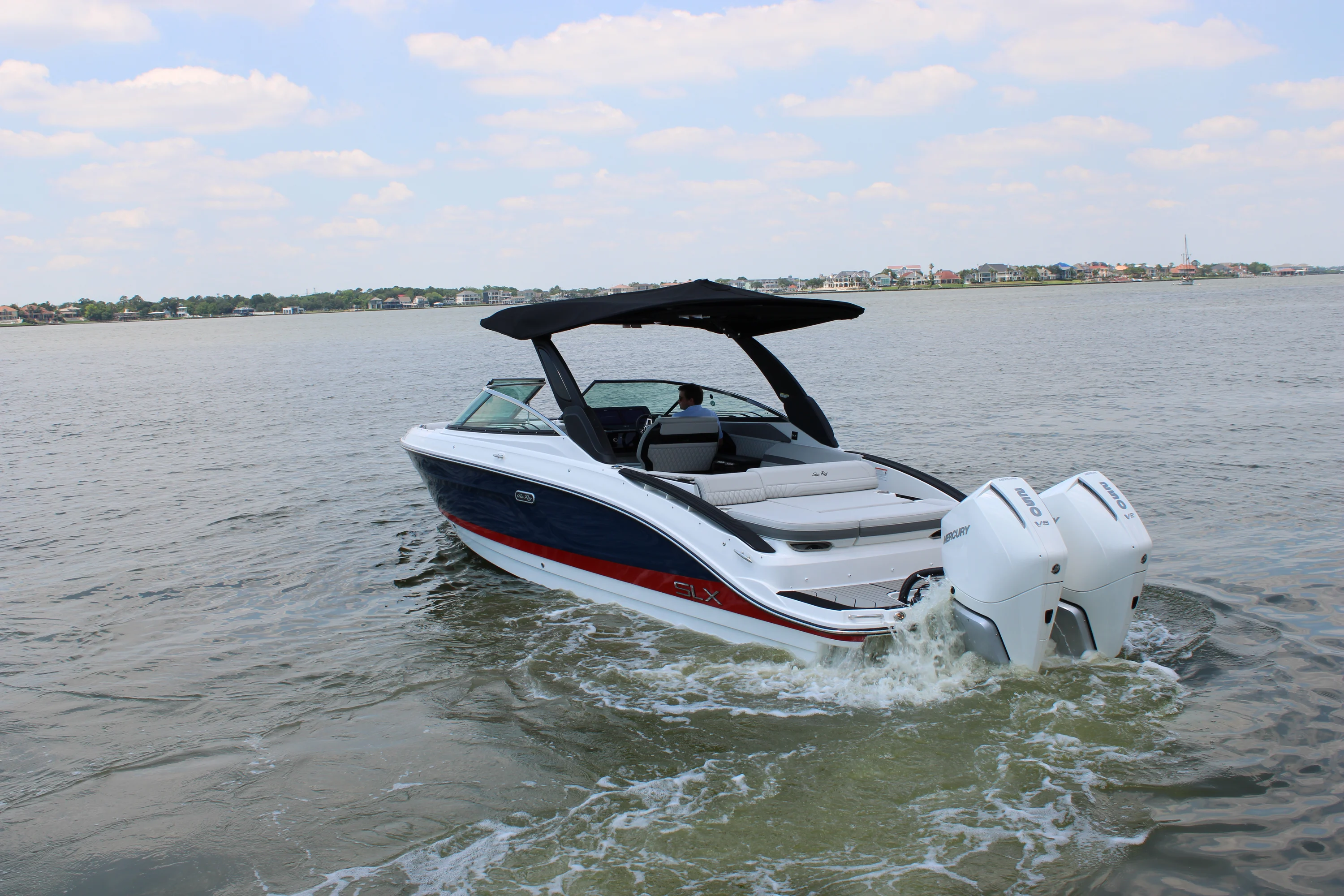 2026 Sea Ray SLX 280 Outboard Image Thumbnail #18