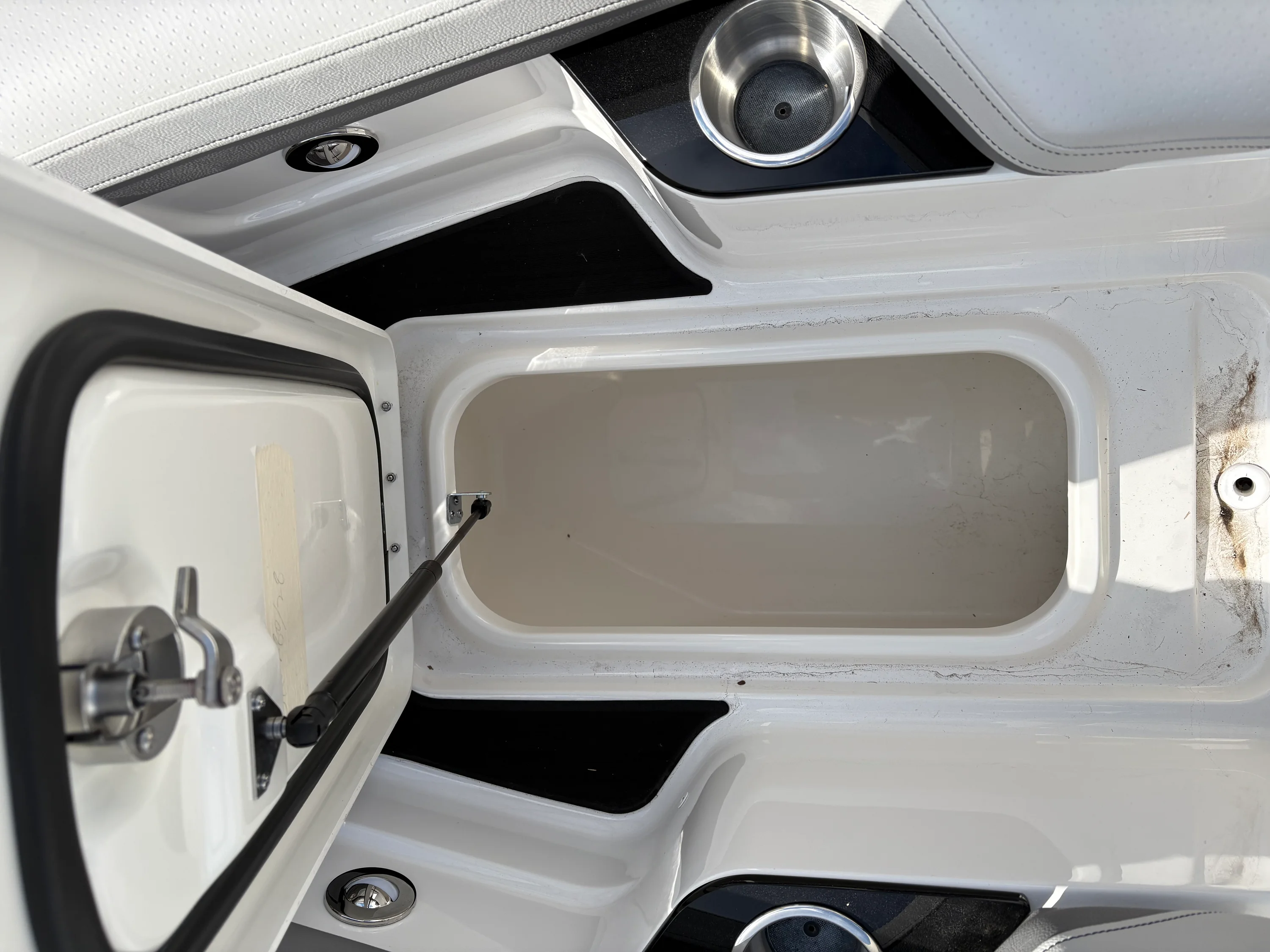 2026 Sea Ray SLX 280 Outboard Image Thumbnail #8