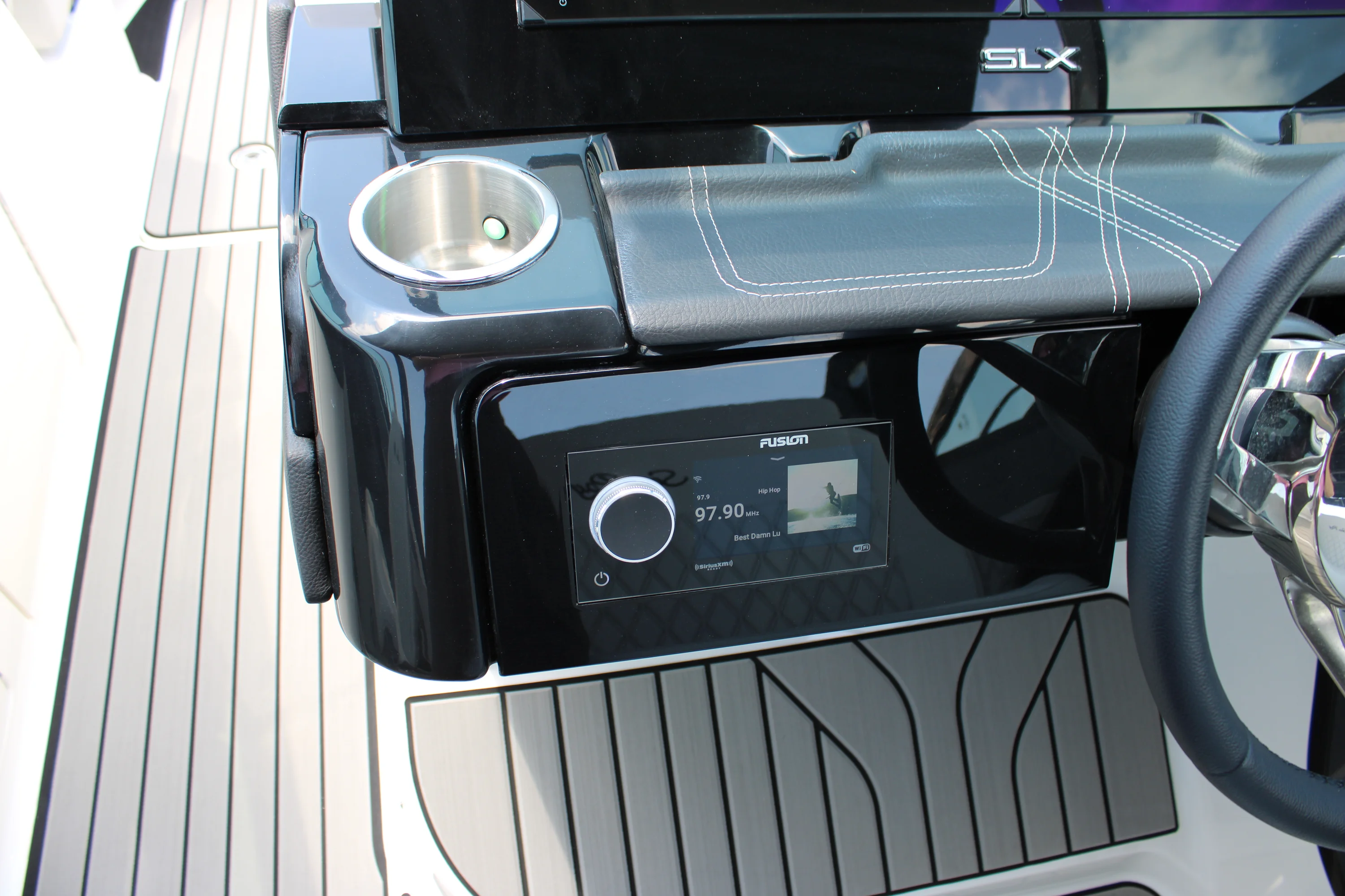 2026 Sea Ray SLX 280 Outboard Image Thumbnail #55