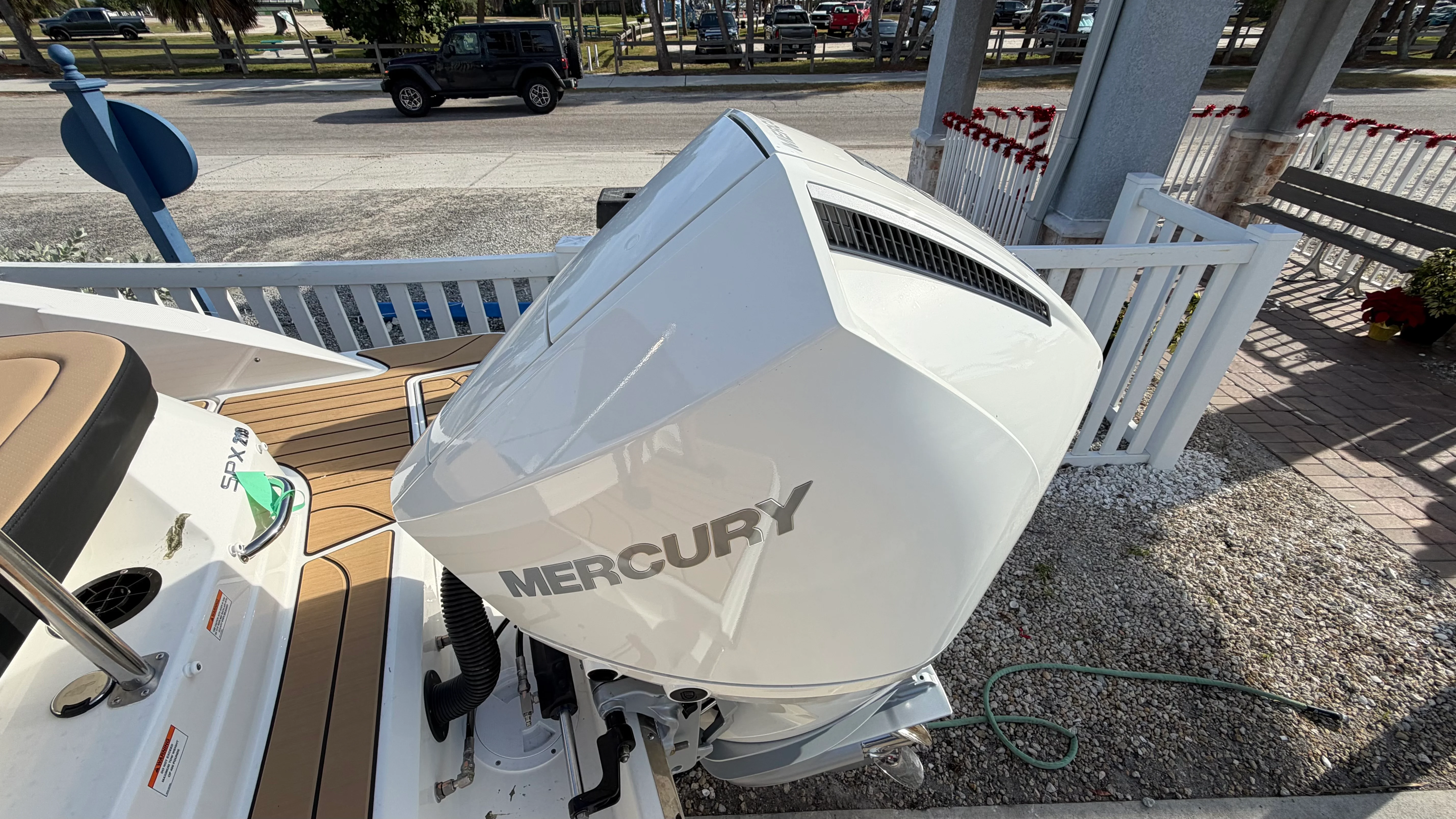 2026 Sea Ray SPX 210 Outboard Image Thumbnail #21