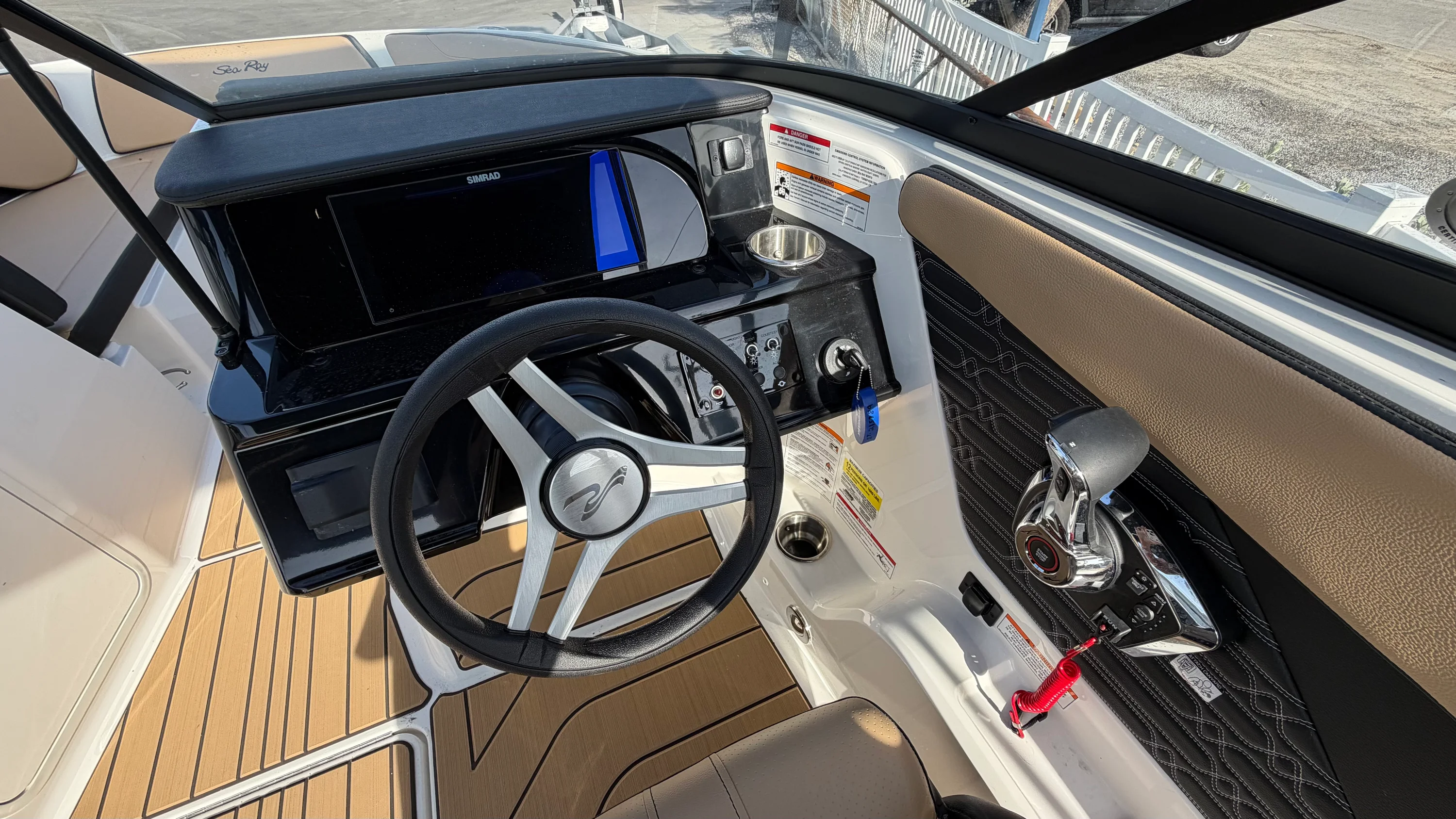 2026 Sea Ray SPX 210 Outboard Image Thumbnail #13