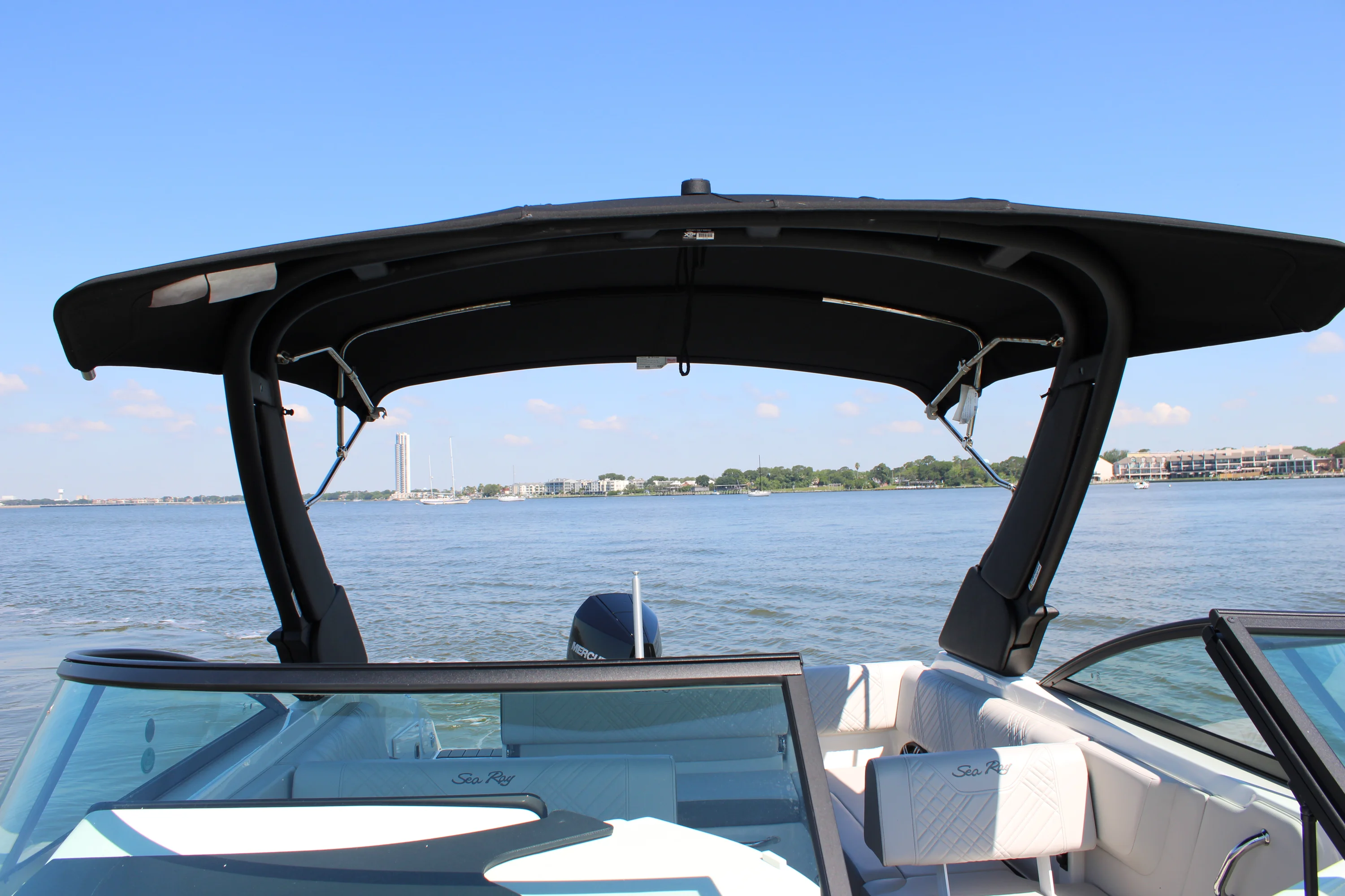 2026 Sea Ray SDX 250 Outboard Image Thumbnail #34