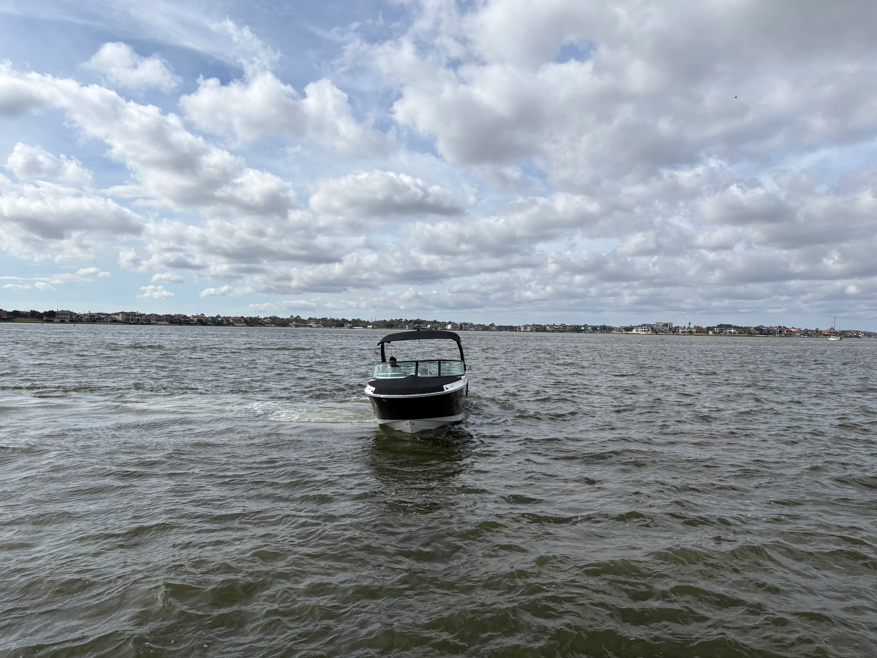 2026 Sea Ray SDX 250 Outboard Image Thumbnail #6