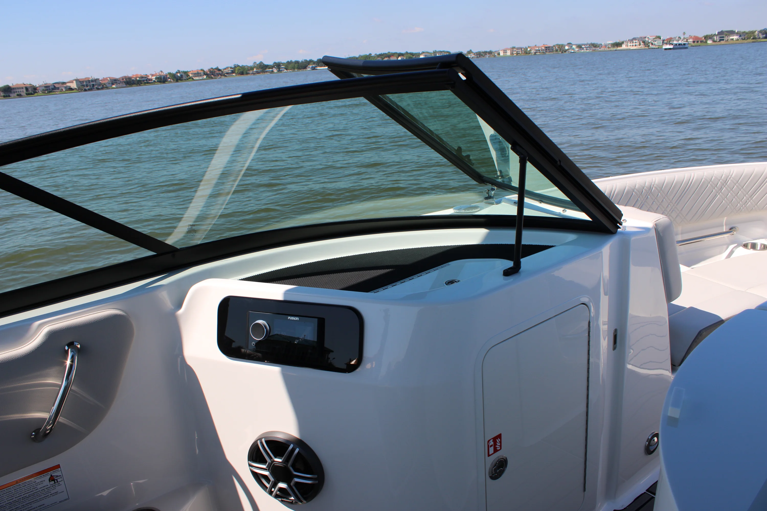 2026 Sea Ray SDX 250 Outboard Image Thumbnail #26