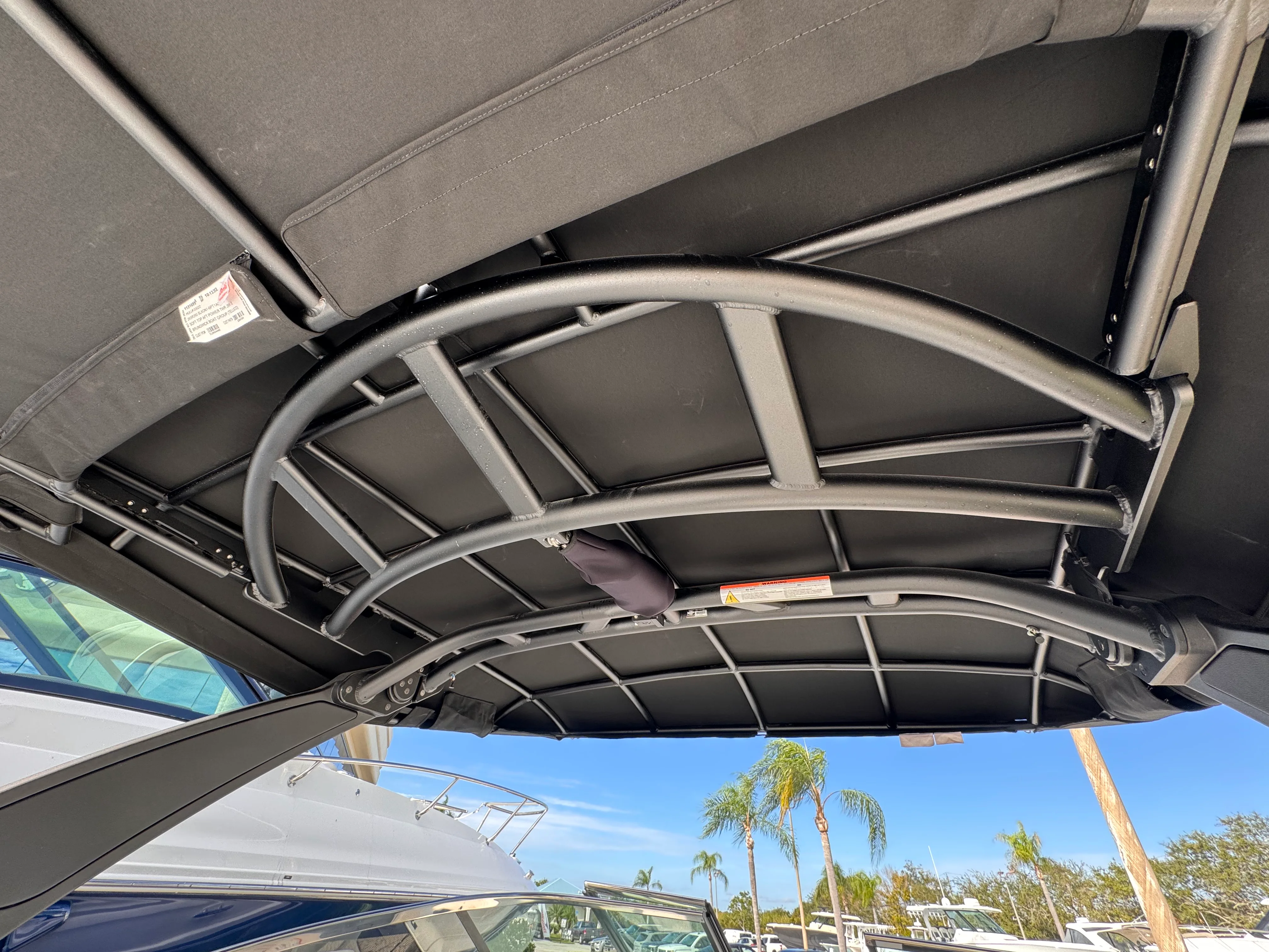 2026 Sea Ray SLX 260 Outboard Image Thumbnail #34