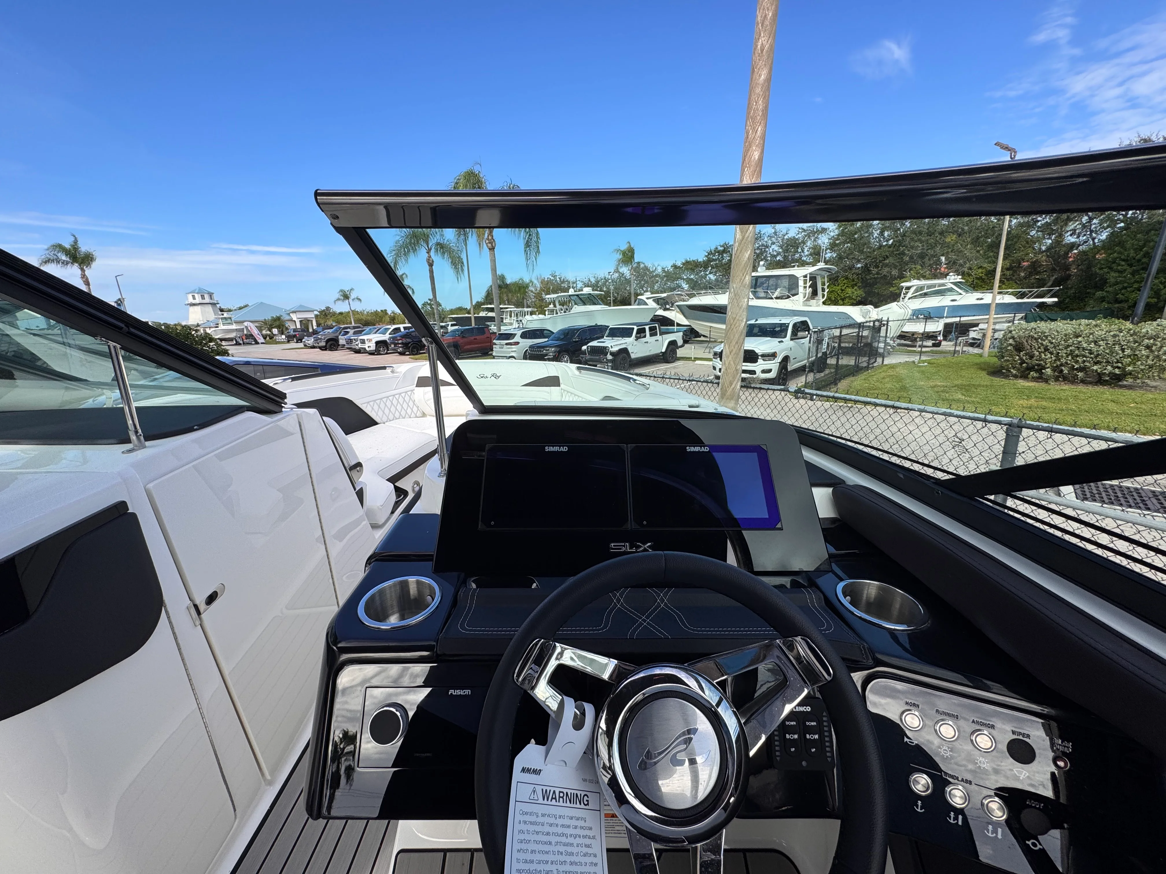 2026 Sea Ray SLX 260 Outboard Image Thumbnail #19