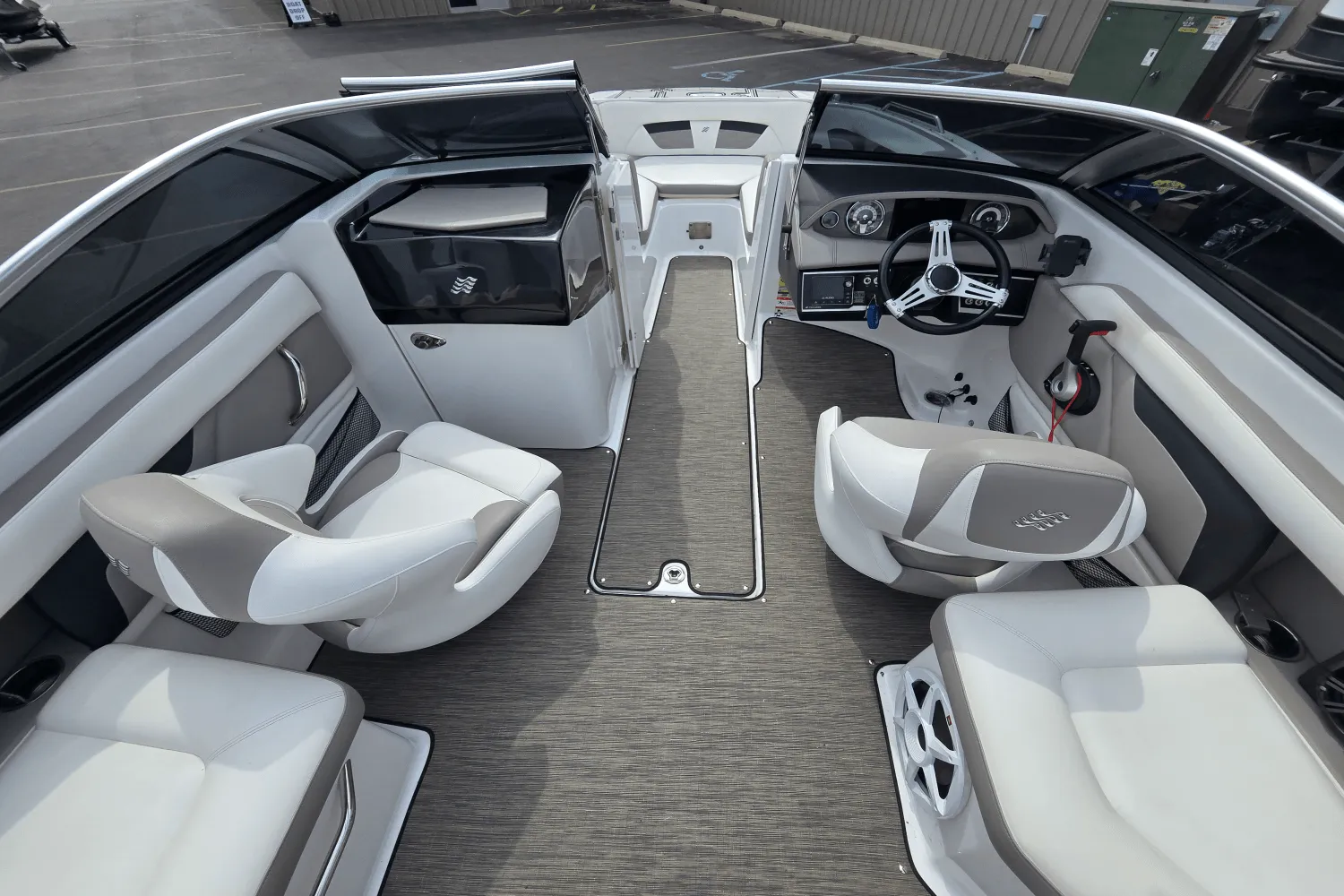 2020 Four Winns 220 HD Image Thumbnail #12