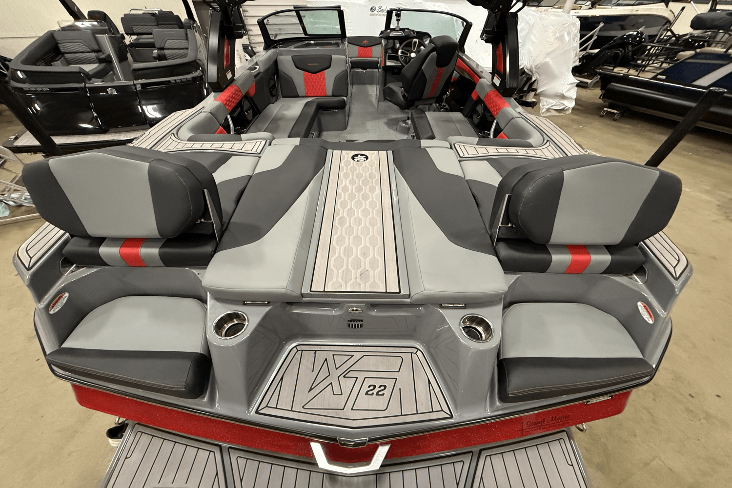 2023 Mastercraft XT22 Image Thumbnail #5