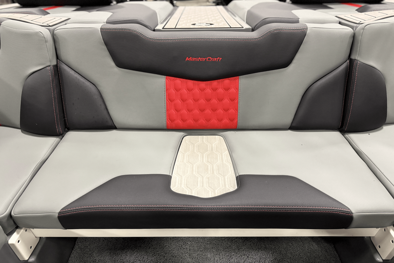 2023 Mastercraft XT22 Image Thumbnail #8