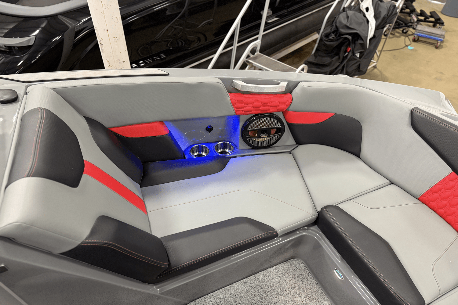 2023 Mastercraft XT22 Image Thumbnail #18