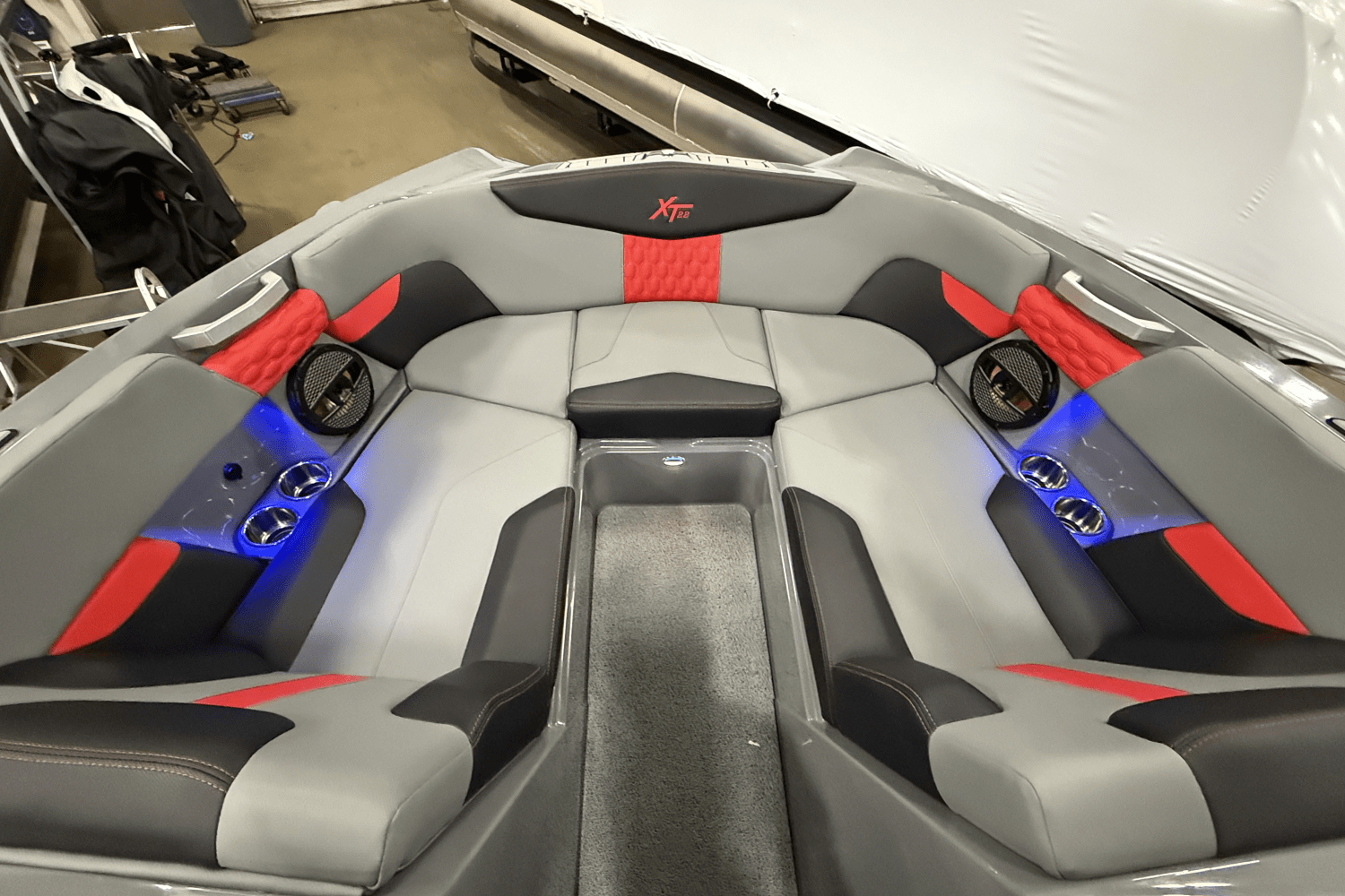 2023 Mastercraft XT22 Image Thumbnail #16