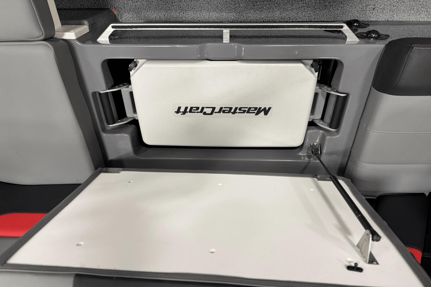 2023 Mastercraft XT22 Image Thumbnail #12