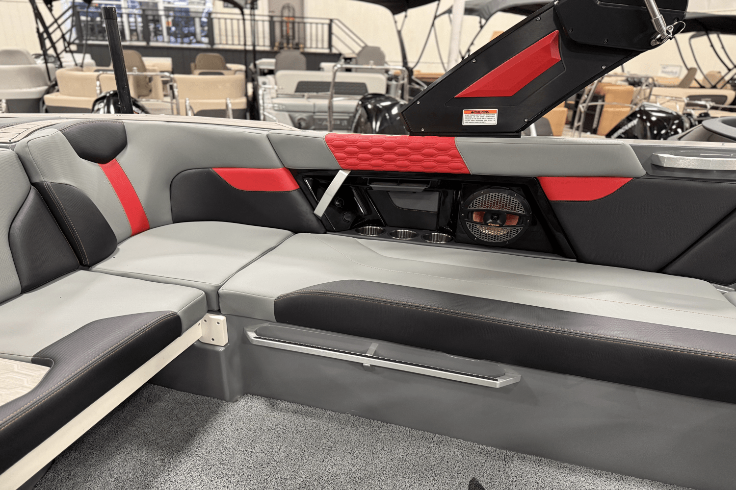 2023 Mastercraft XT22 Image Thumbnail #10