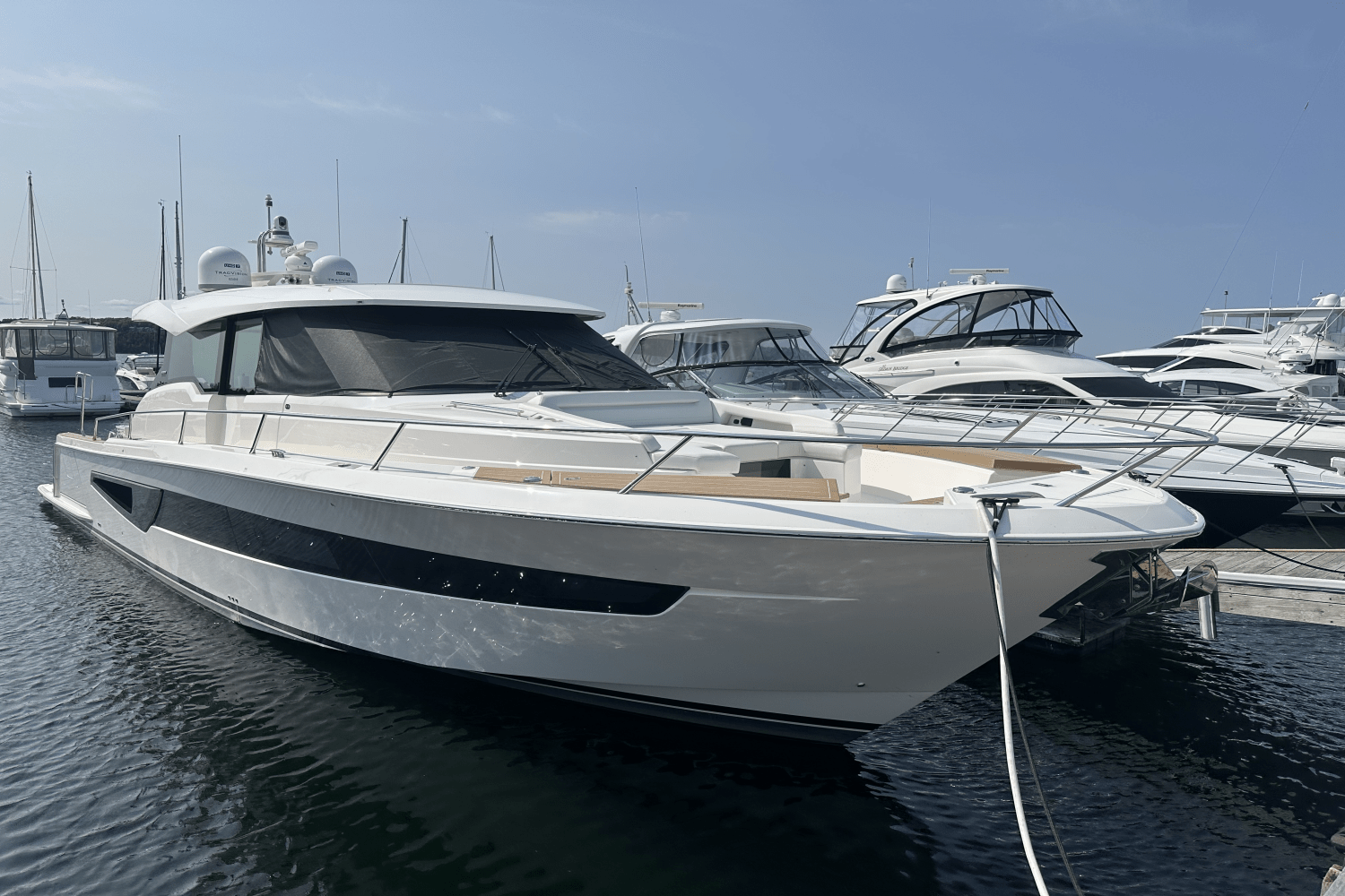 2025 Tiara Yachts EX60 Image Thumbnail #11