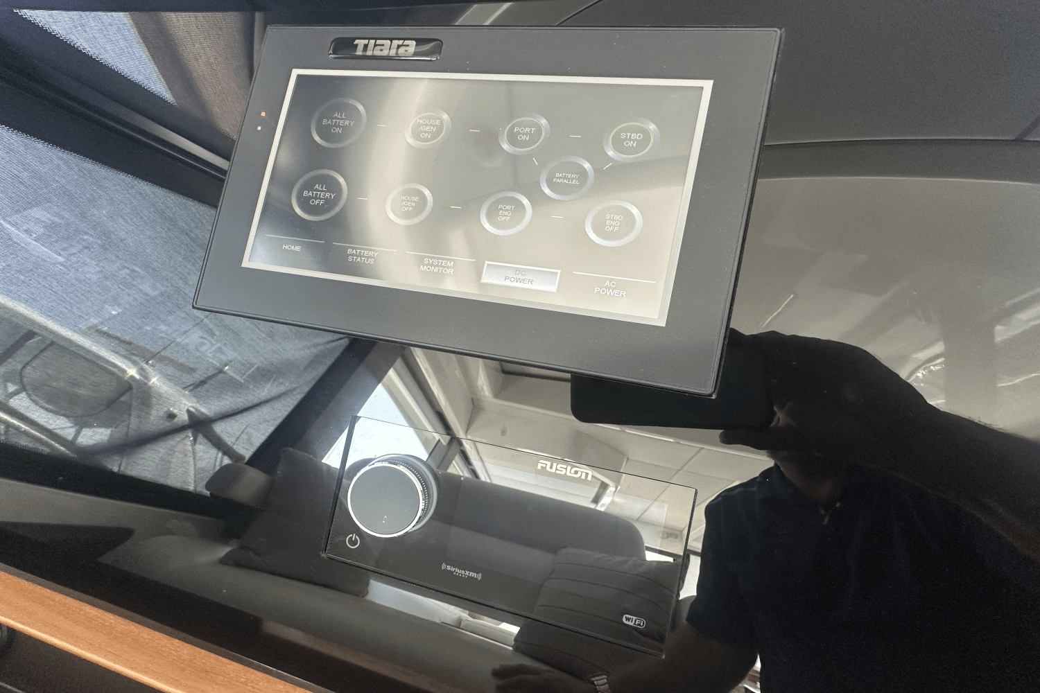 2025 Tiara Yachts EX60 Image Thumbnail #87