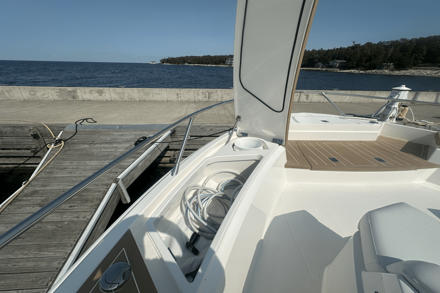 2025 Tiara Yachts EX60 Image Thumbnail #20
