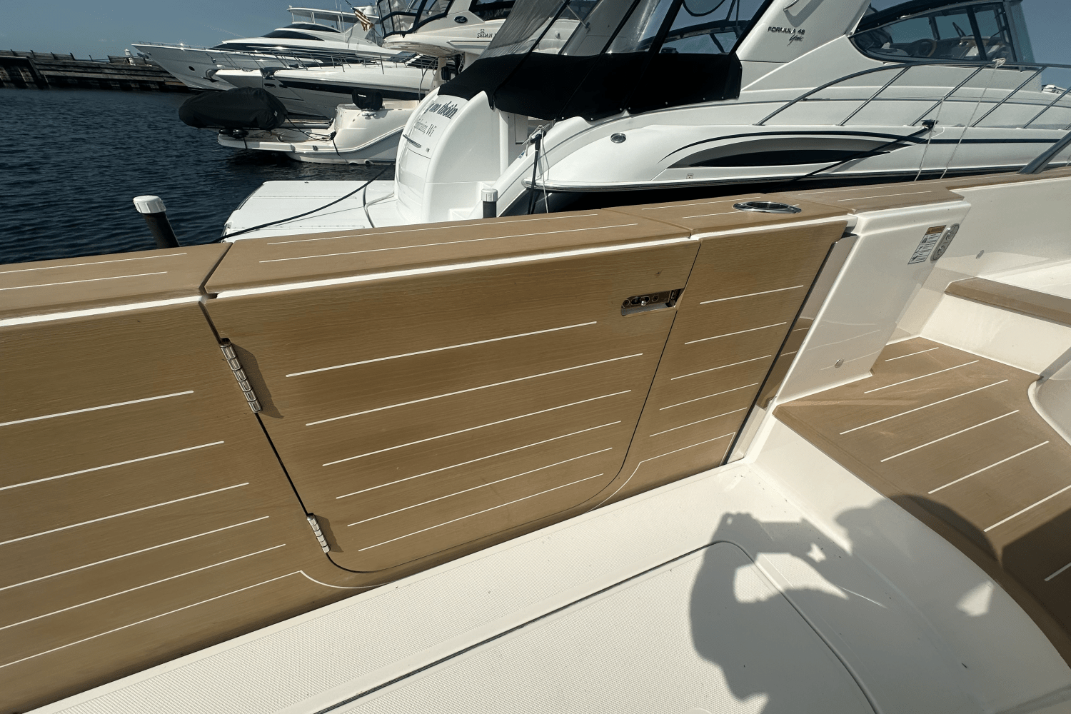 2025 Tiara Yachts EX60 Image Thumbnail #39
