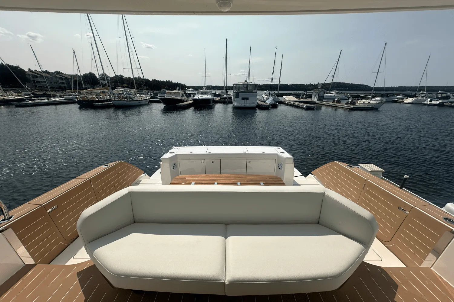 2025 Tiara Yachts EX60 Image Thumbnail #36
