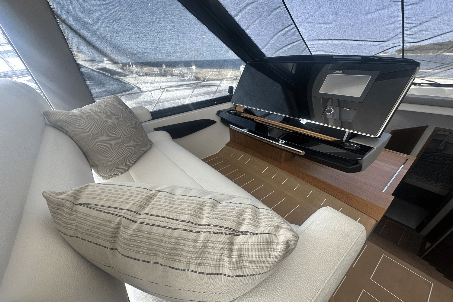 2025 Tiara Yachts EX60 Image Thumbnail #85