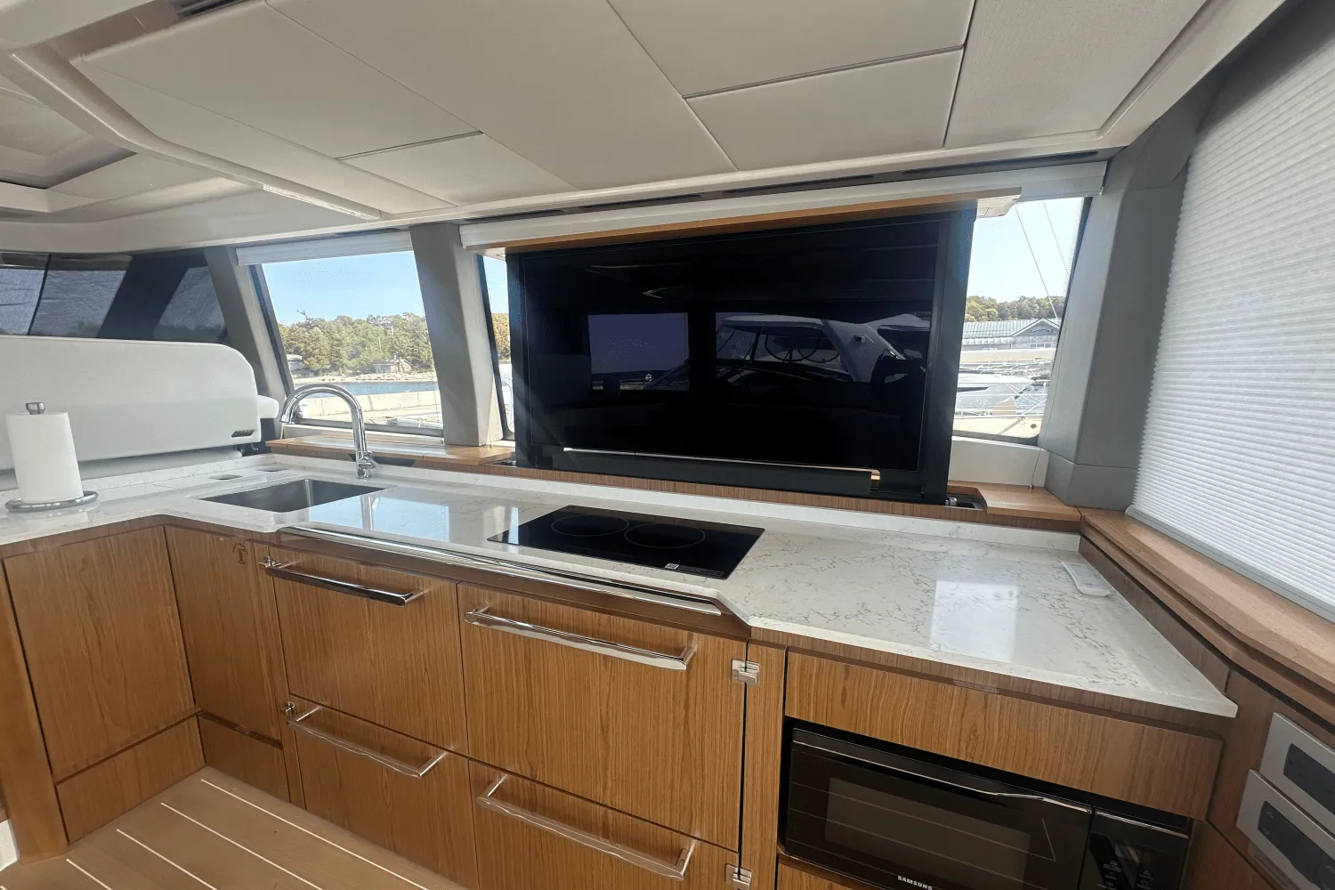 2025 Tiara Yachts EX60 Image Thumbnail #57