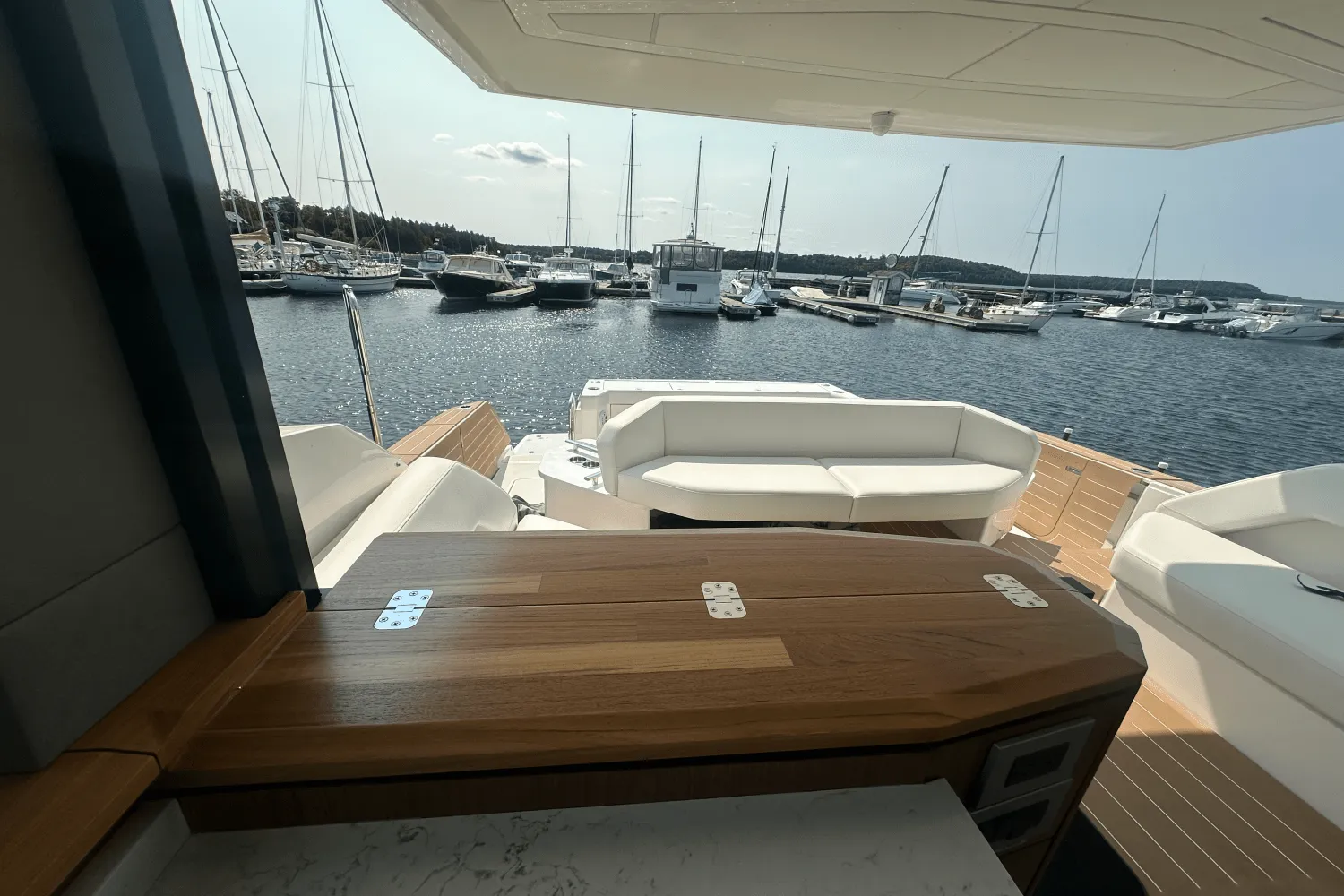 2025 Tiara Yachts EX60 Image Thumbnail #54