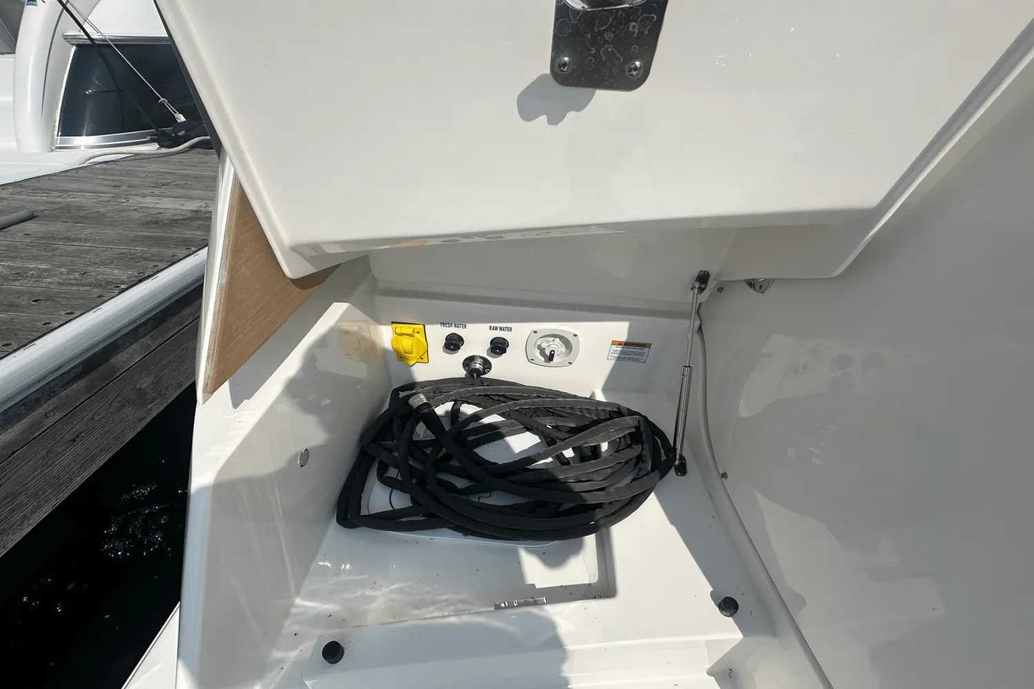 2025 Tiara Yachts EX60 Image Thumbnail #16