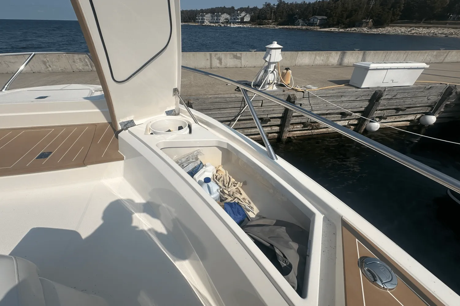 2025 Tiara Yachts EX60 Image Thumbnail #11