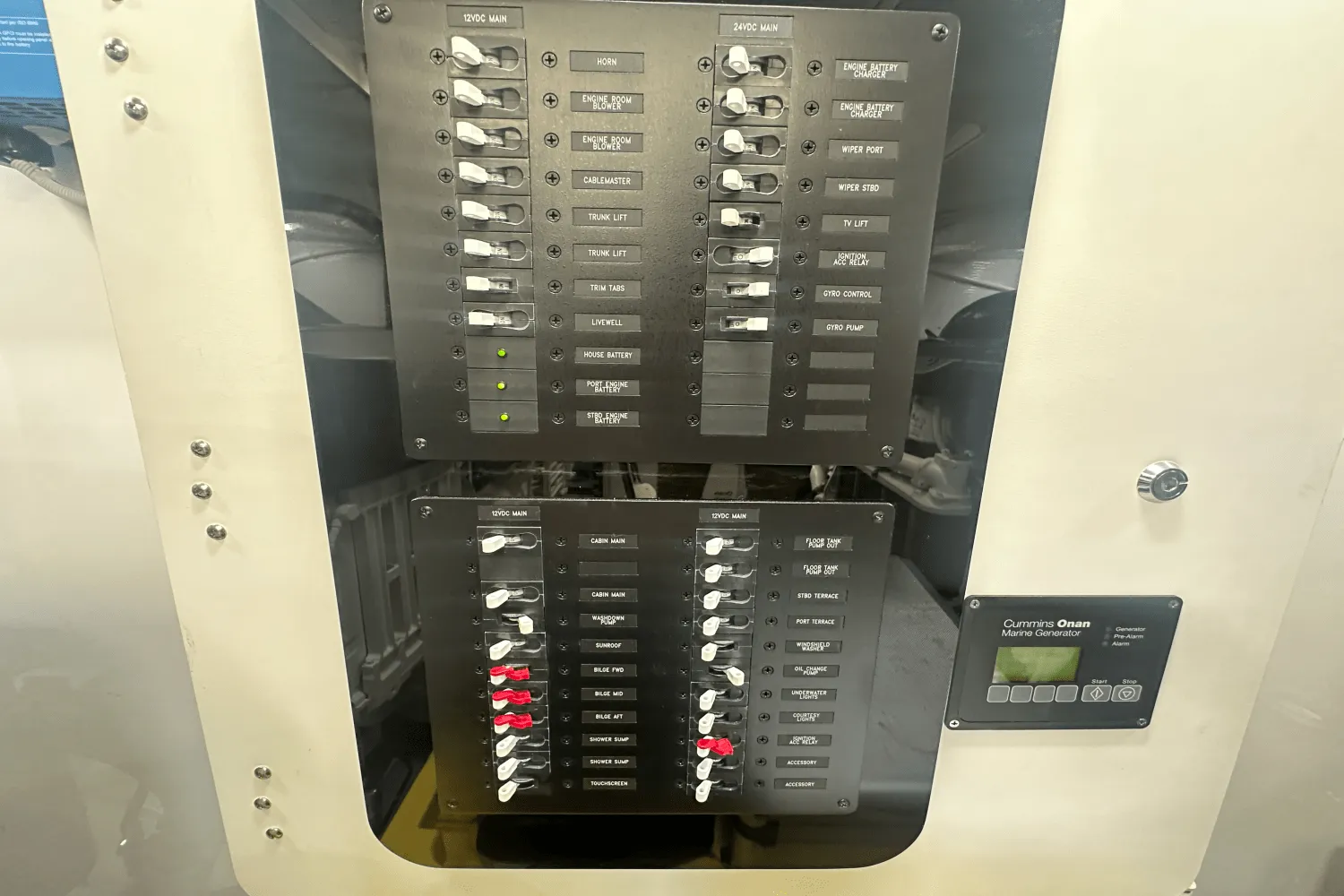 2025 Tiara Yachts EX60 Image Thumbnail #47