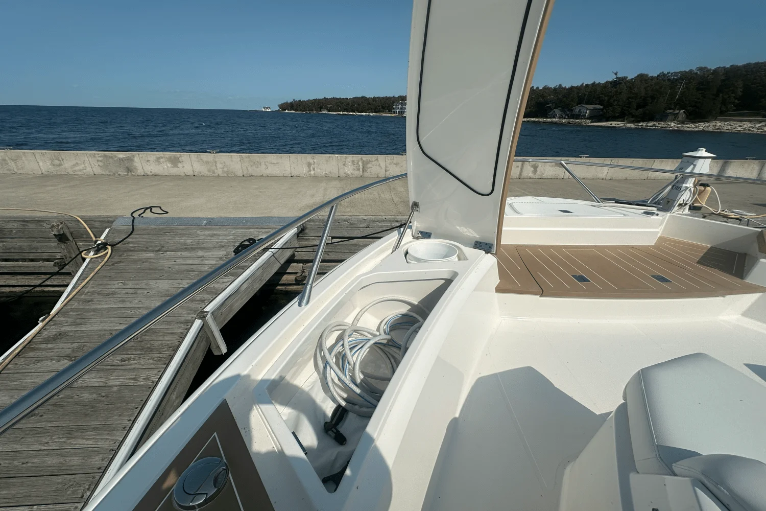 2025 Tiara Yachts EX 60 Image Thumbnail #12