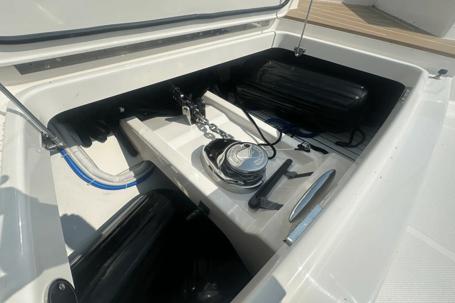 2025 Tiara Yachts EX 60 Image Thumbnail #13