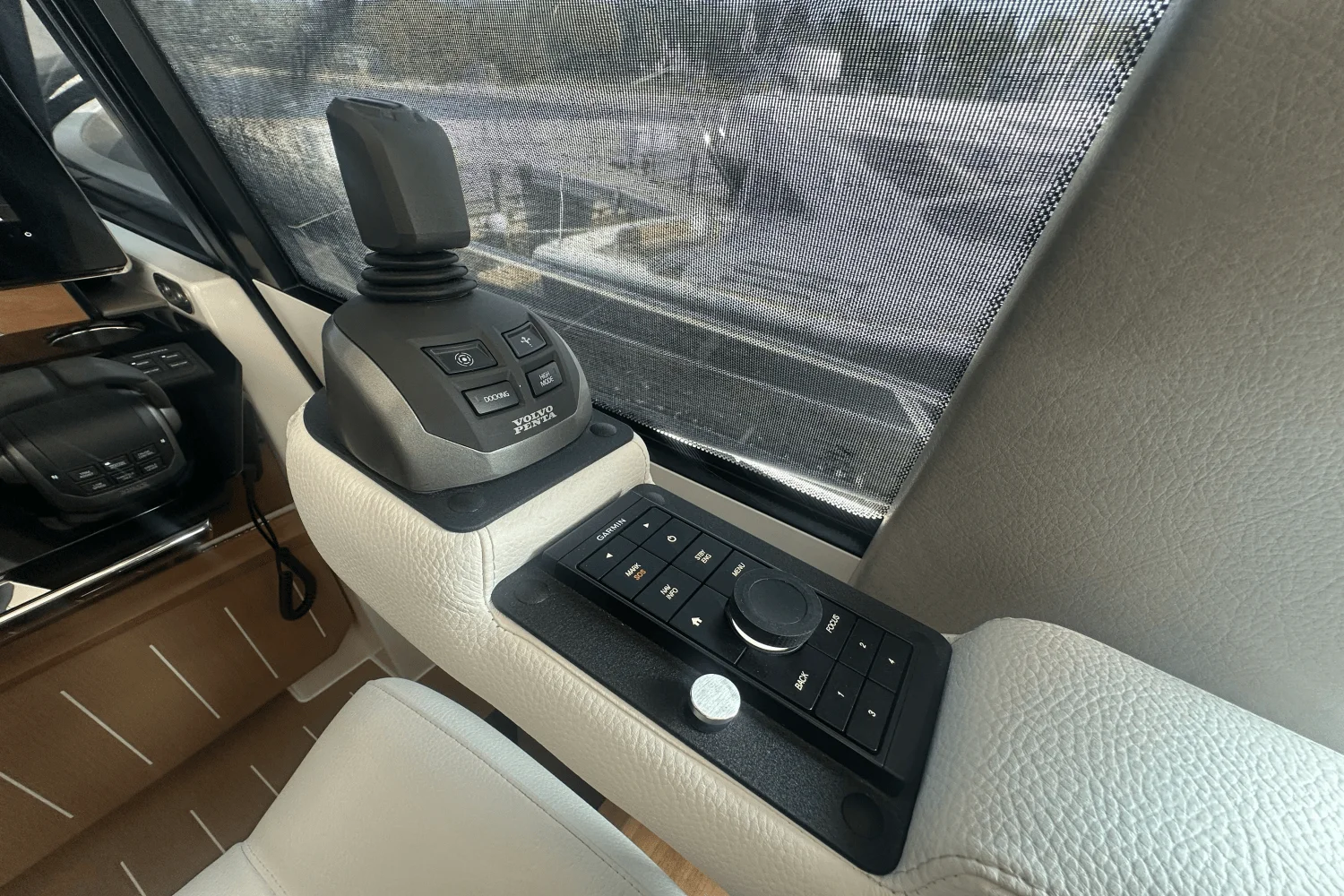 2025 Tiara Yachts EX 60 Image Thumbnail #73