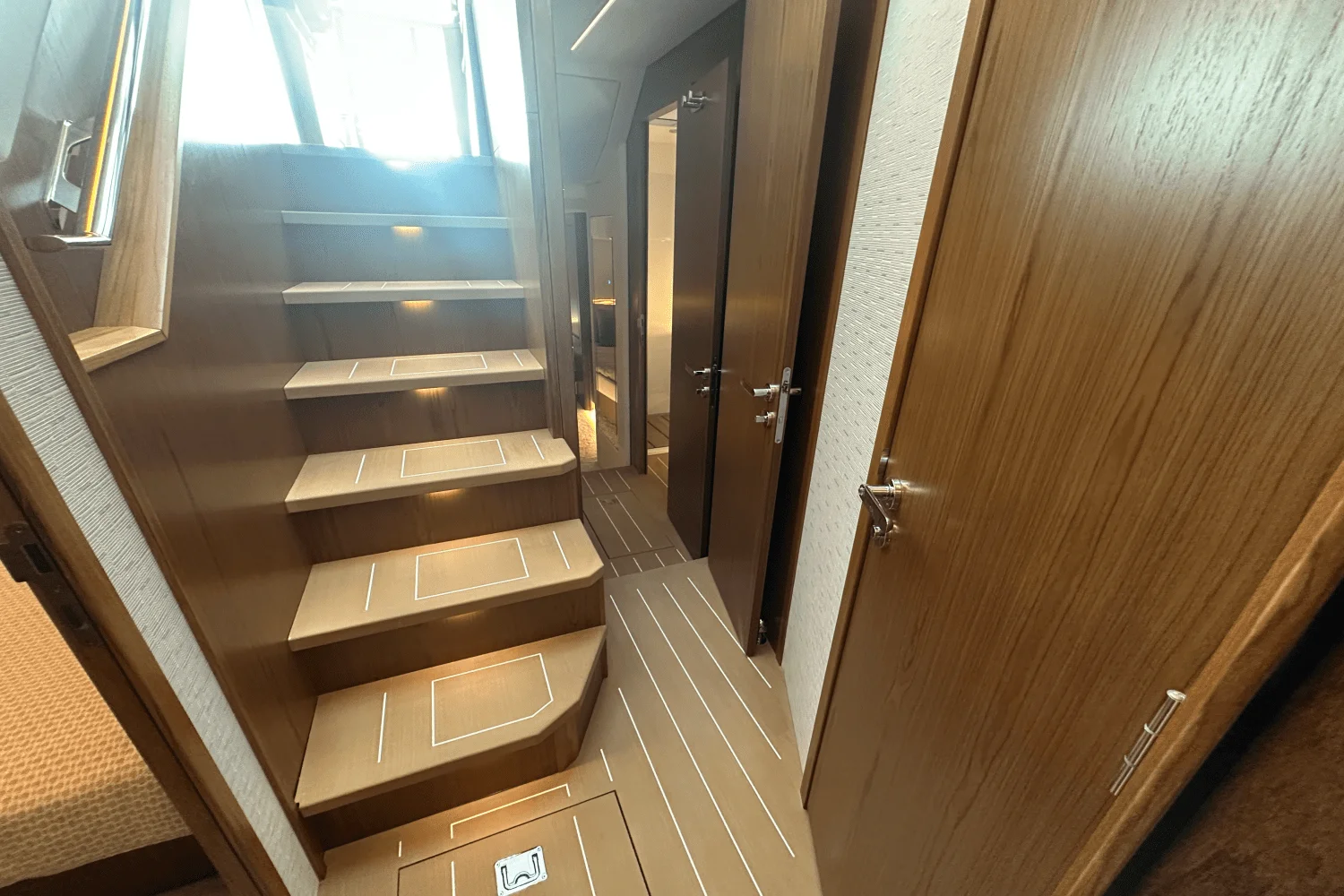 2025 Tiara Yachts EX 60 Image Thumbnail #90