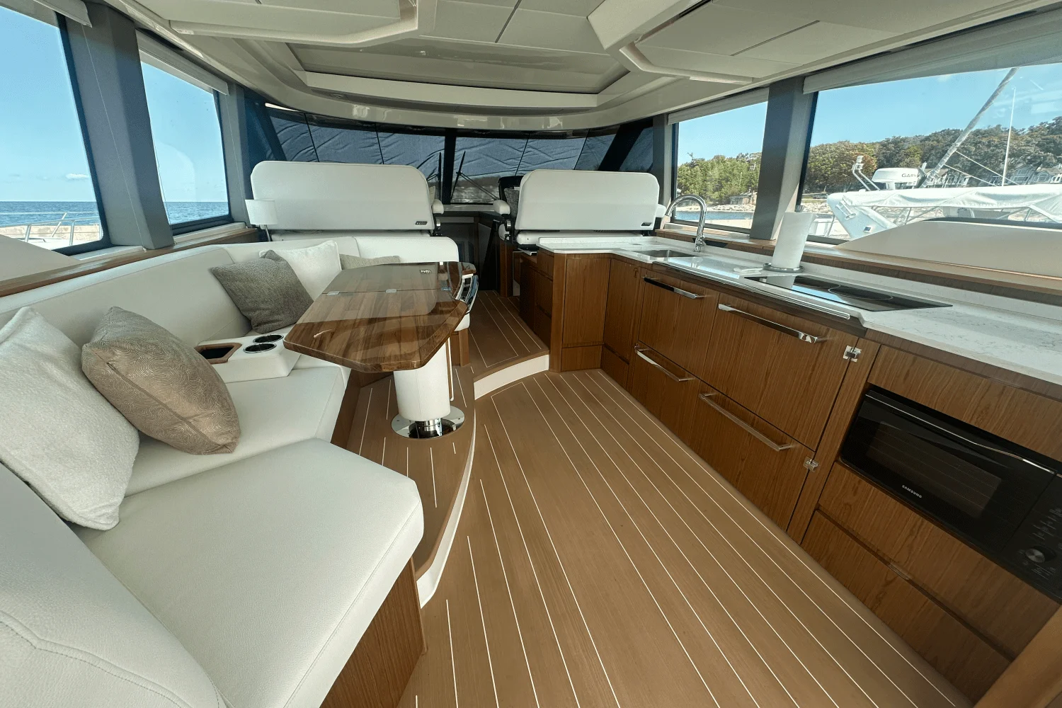 2025 Tiara Yachts EX 60 Image Thumbnail #55