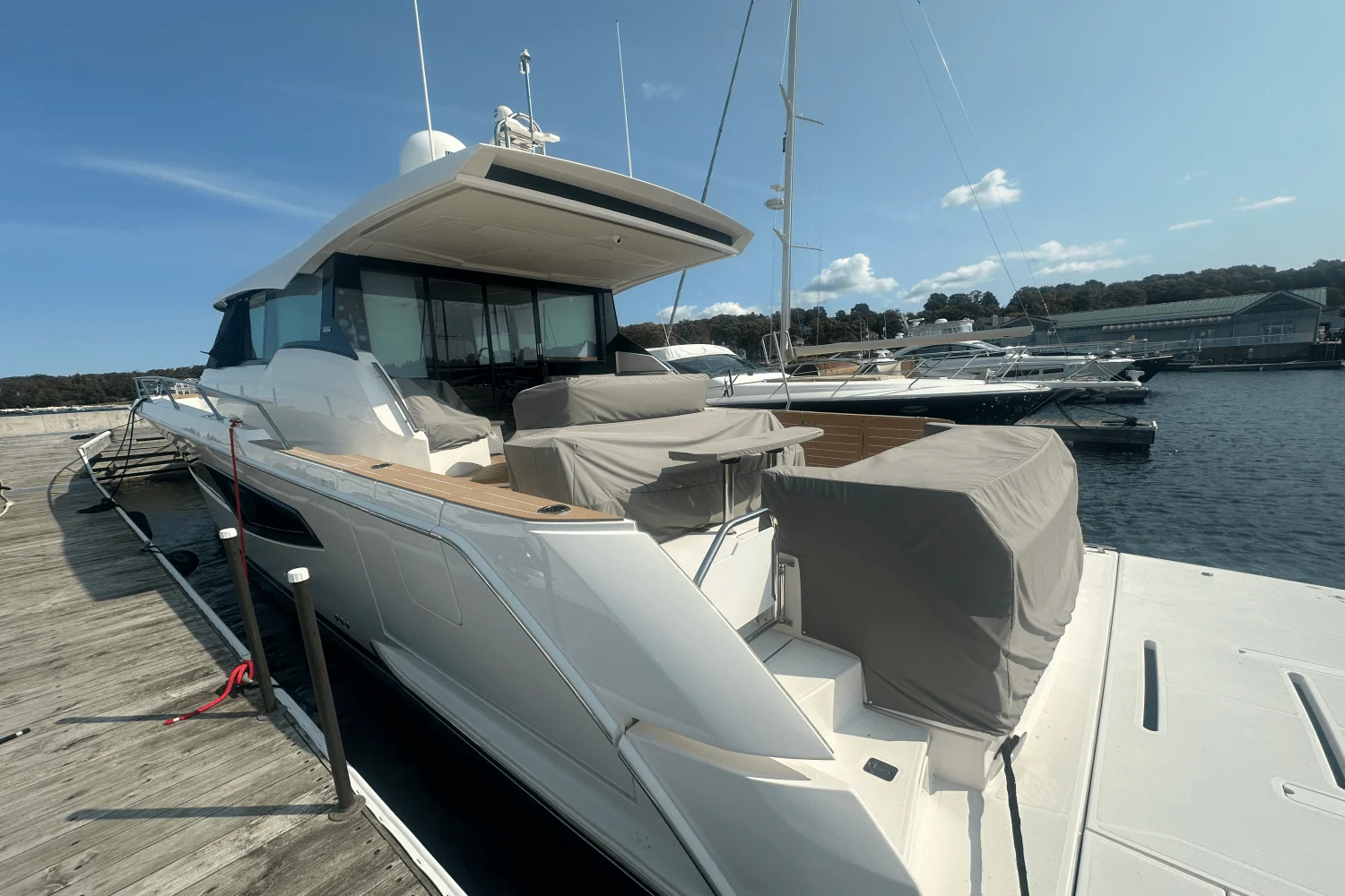 2025 Tiara Yachts EX 60 Image Thumbnail #4