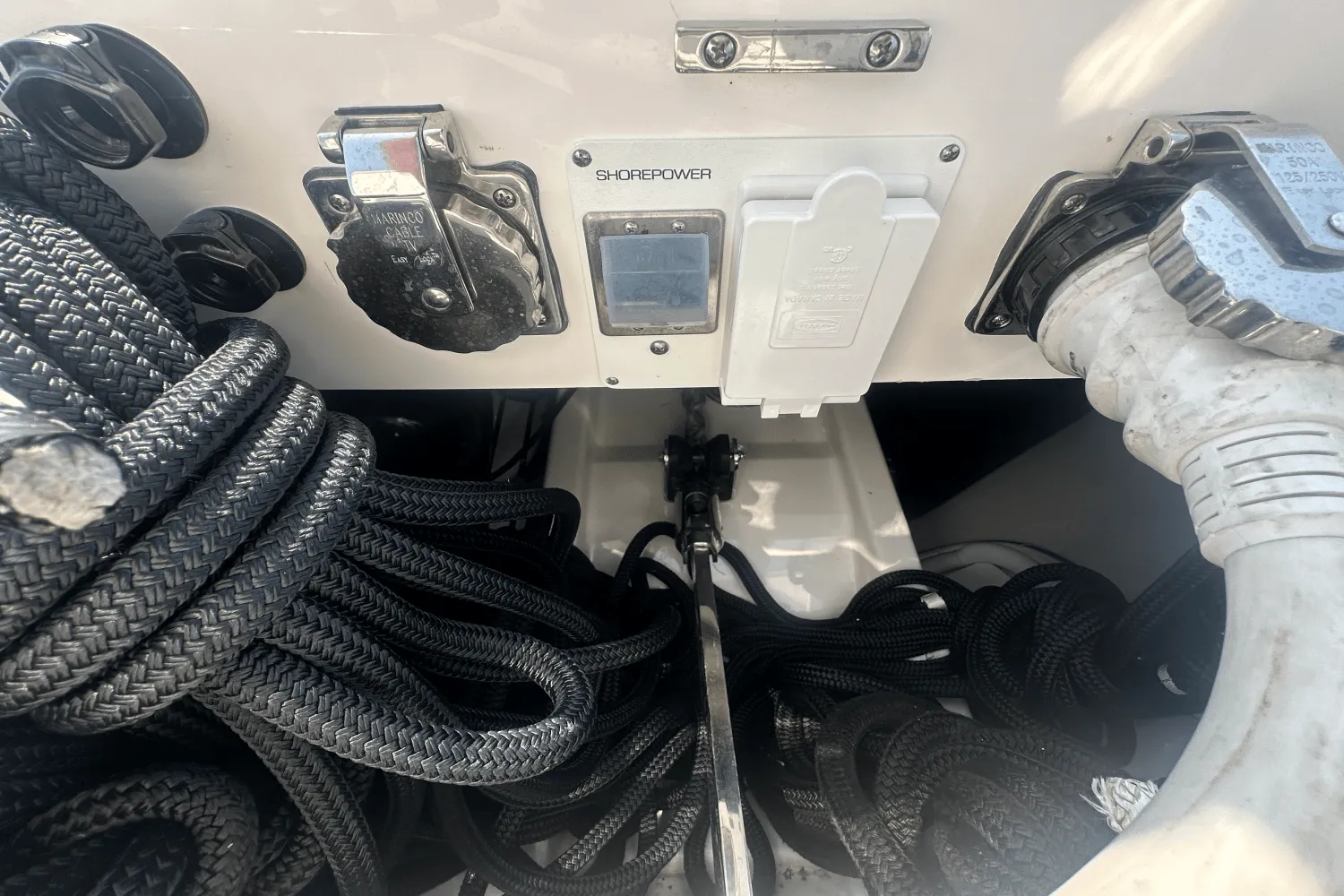 2025 Tiara Yachts EX60 Image Thumbnail #14