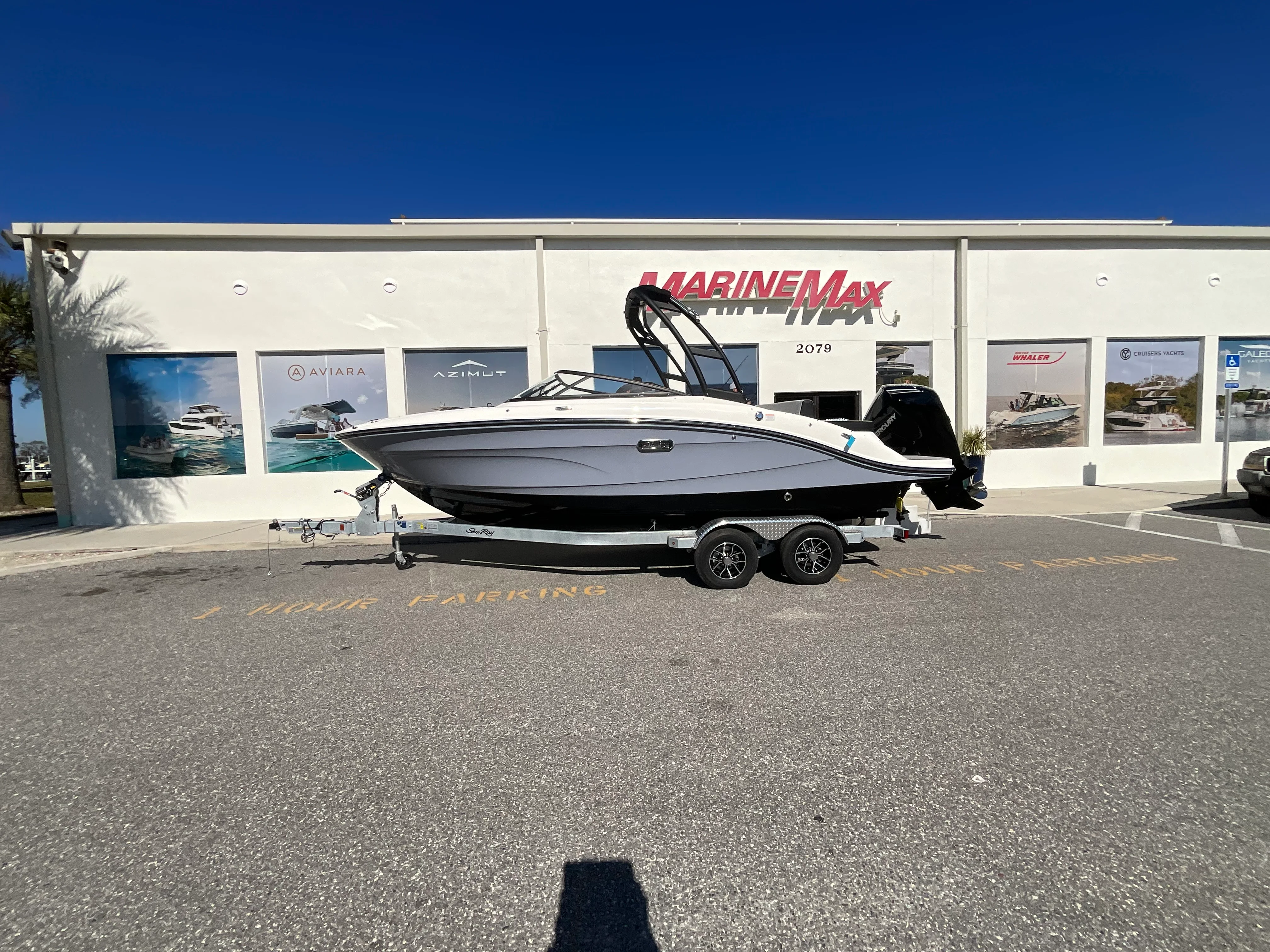 2026 Sea Ray SPX 210 Outboard Image Thumbnail #6