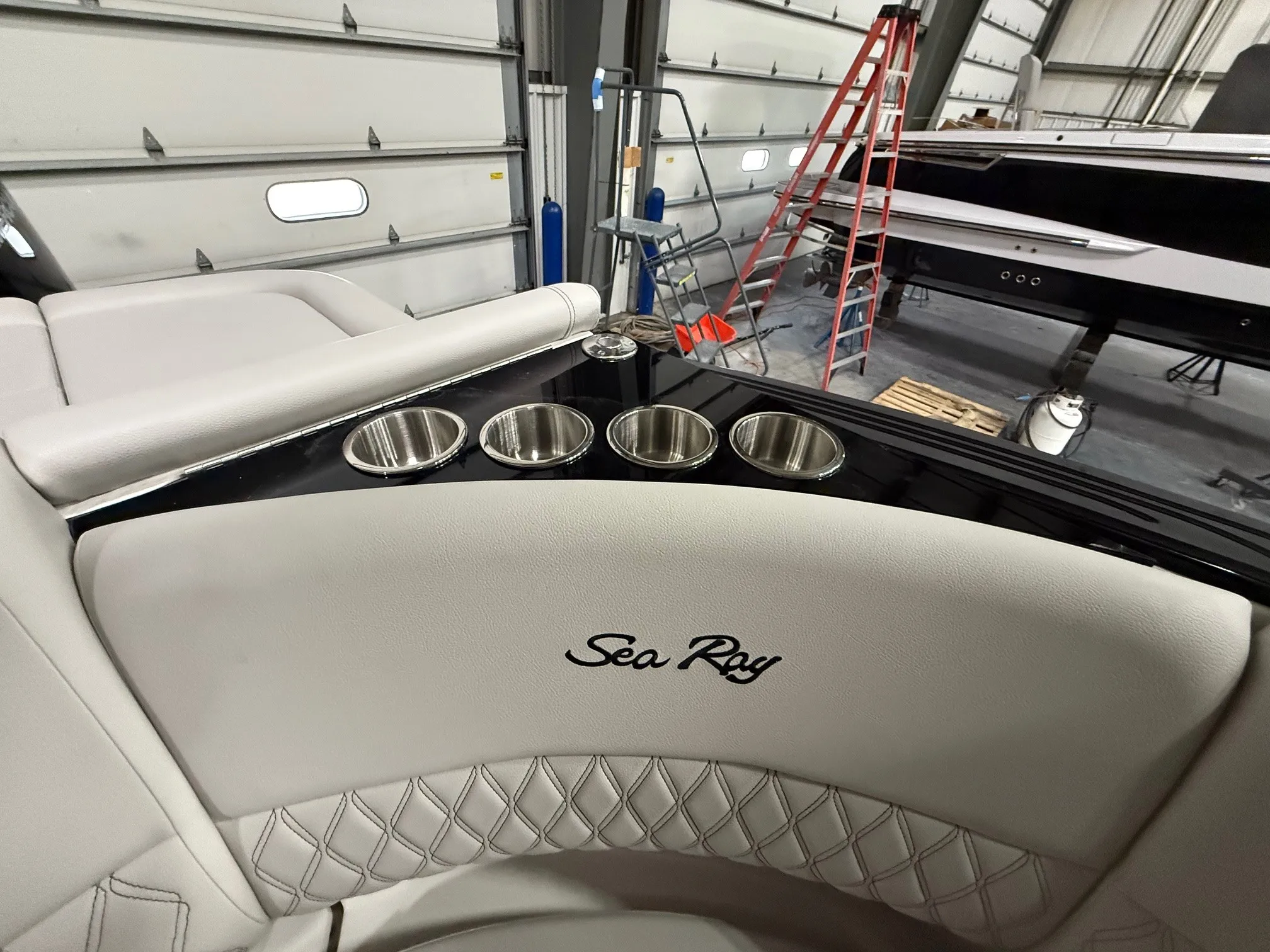 2026 Sea Ray SLX 280 Outboard Image Thumbnail #5